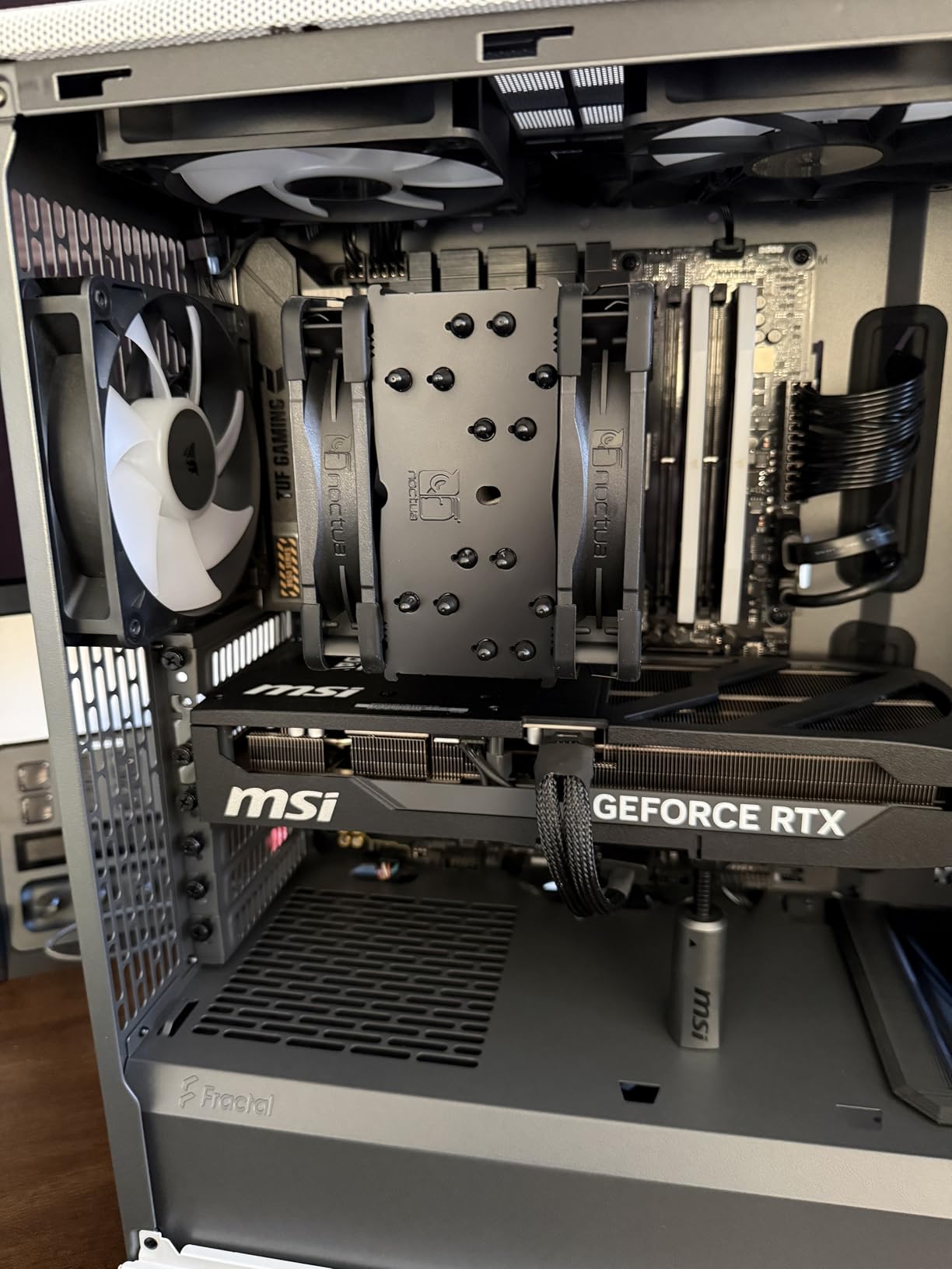 Fractal Design North Charcoal Black Tempered Glass Dark - Genuine Walnut Wood Front - ATX Airflow Mid Tower PC Gaming Case customer photo 1