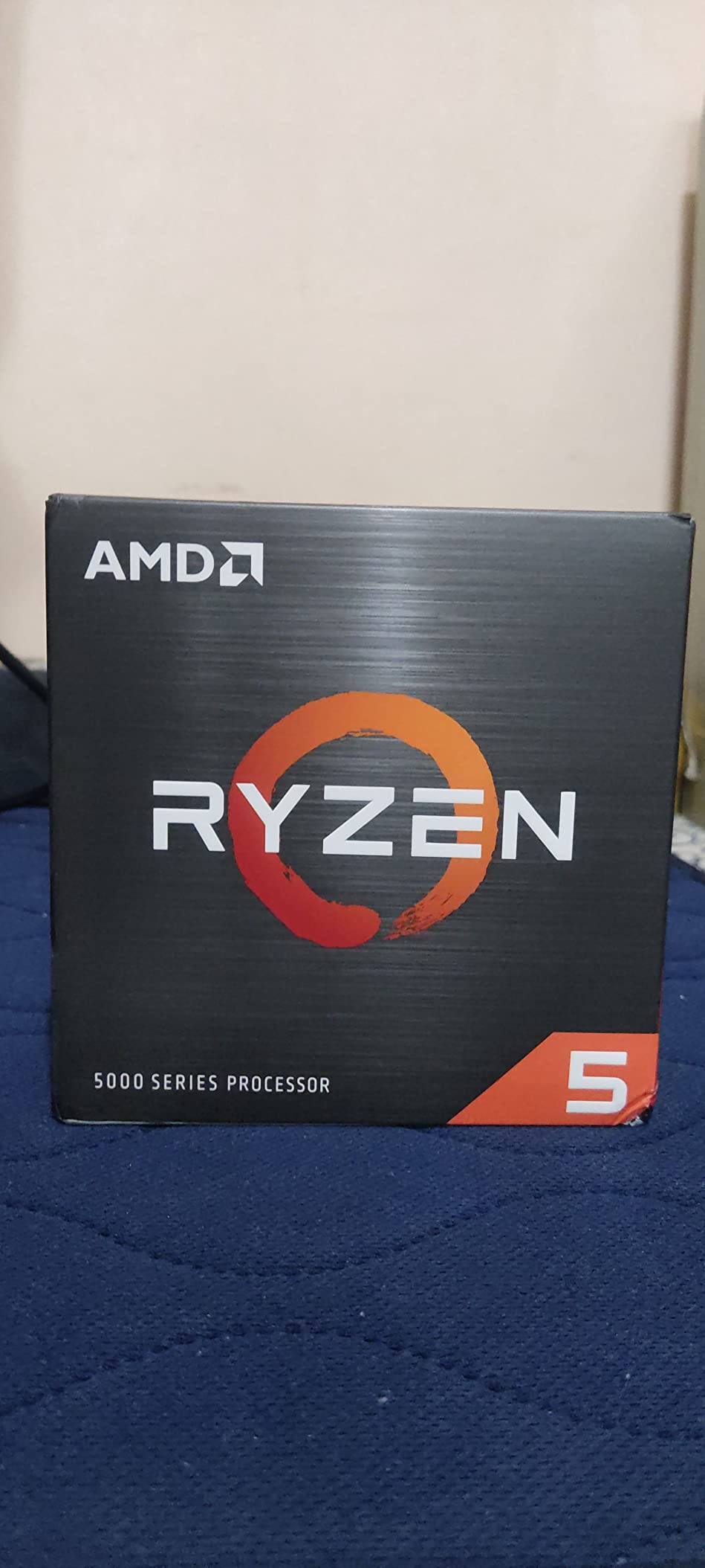 AMD Ryzen 5 5600 6-Core, 12-Thread Unlocked Desktop Processor with Wraith Stealth Cooler customer photo 1