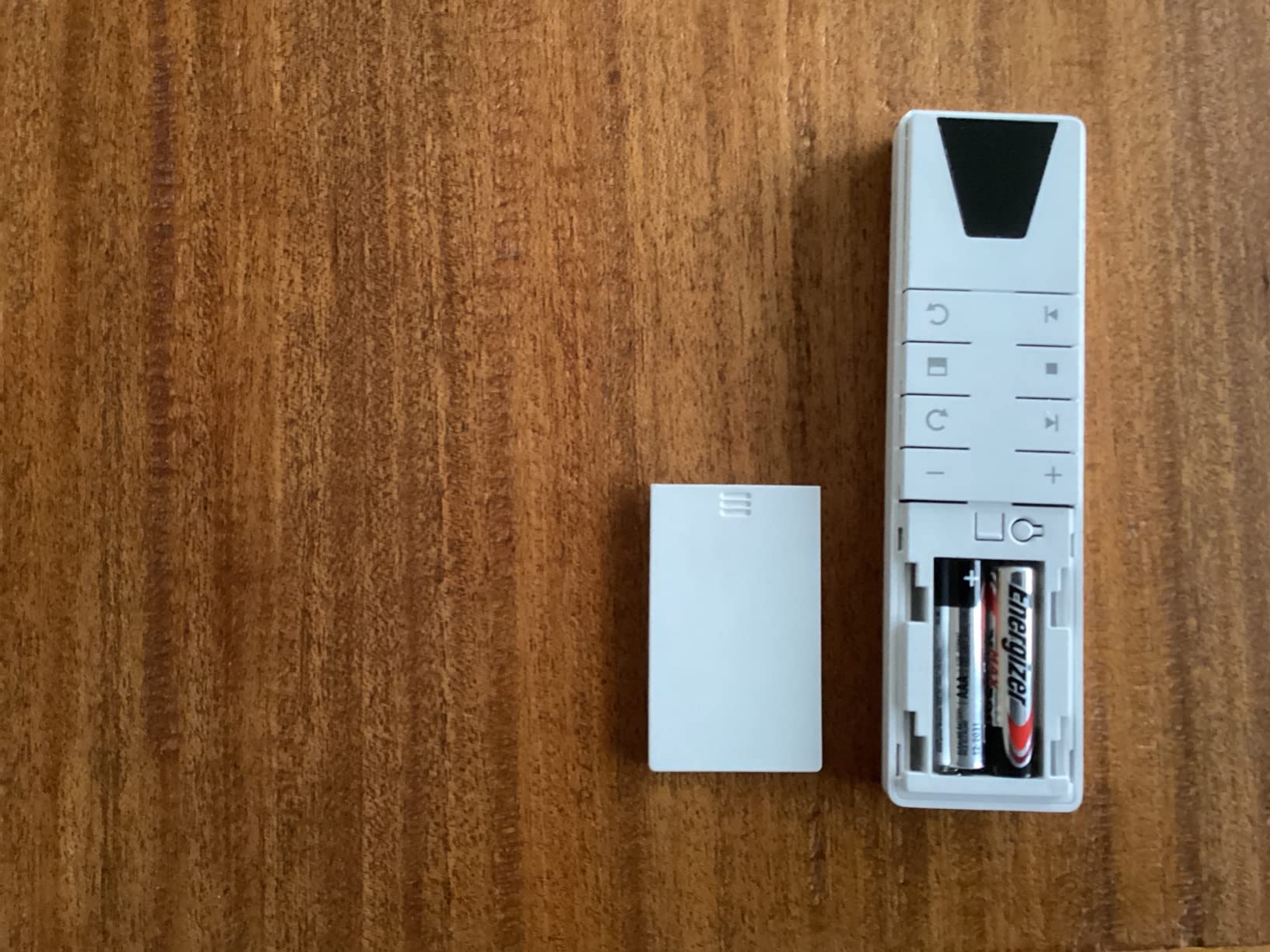 Blindsmart Rechargeable Tuya Zigbee Roller Blinds Motor for 38mm Tube, Motorized Window Shades Automatic Blinds Curtain Opener APP Control, Zigbee Hub Required (with 9-Channels Remote) customer photo 1