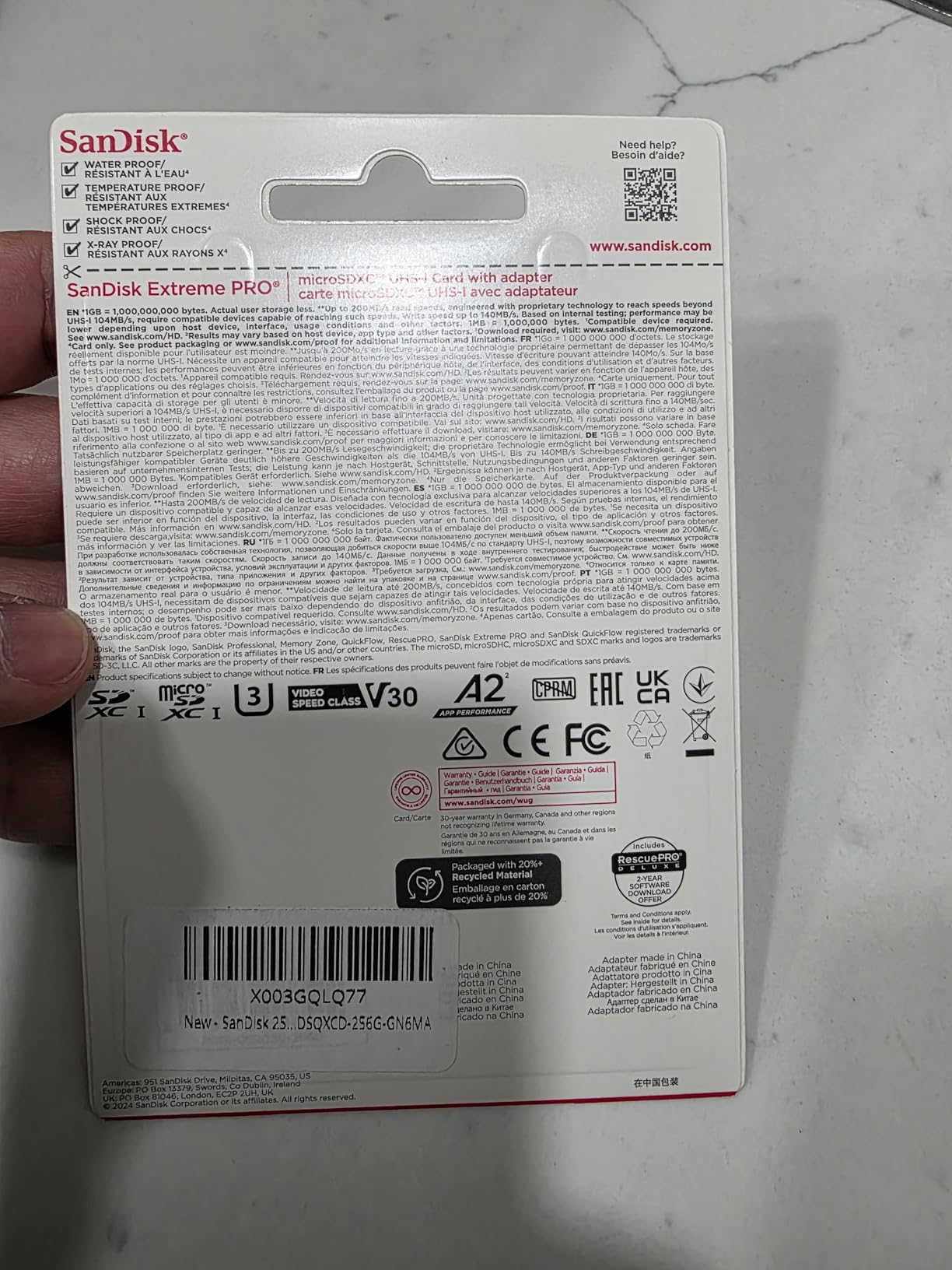 Extreme PRO 256 GB Class 3/UHS-I (U3) V30 microSDXC customer photo 1