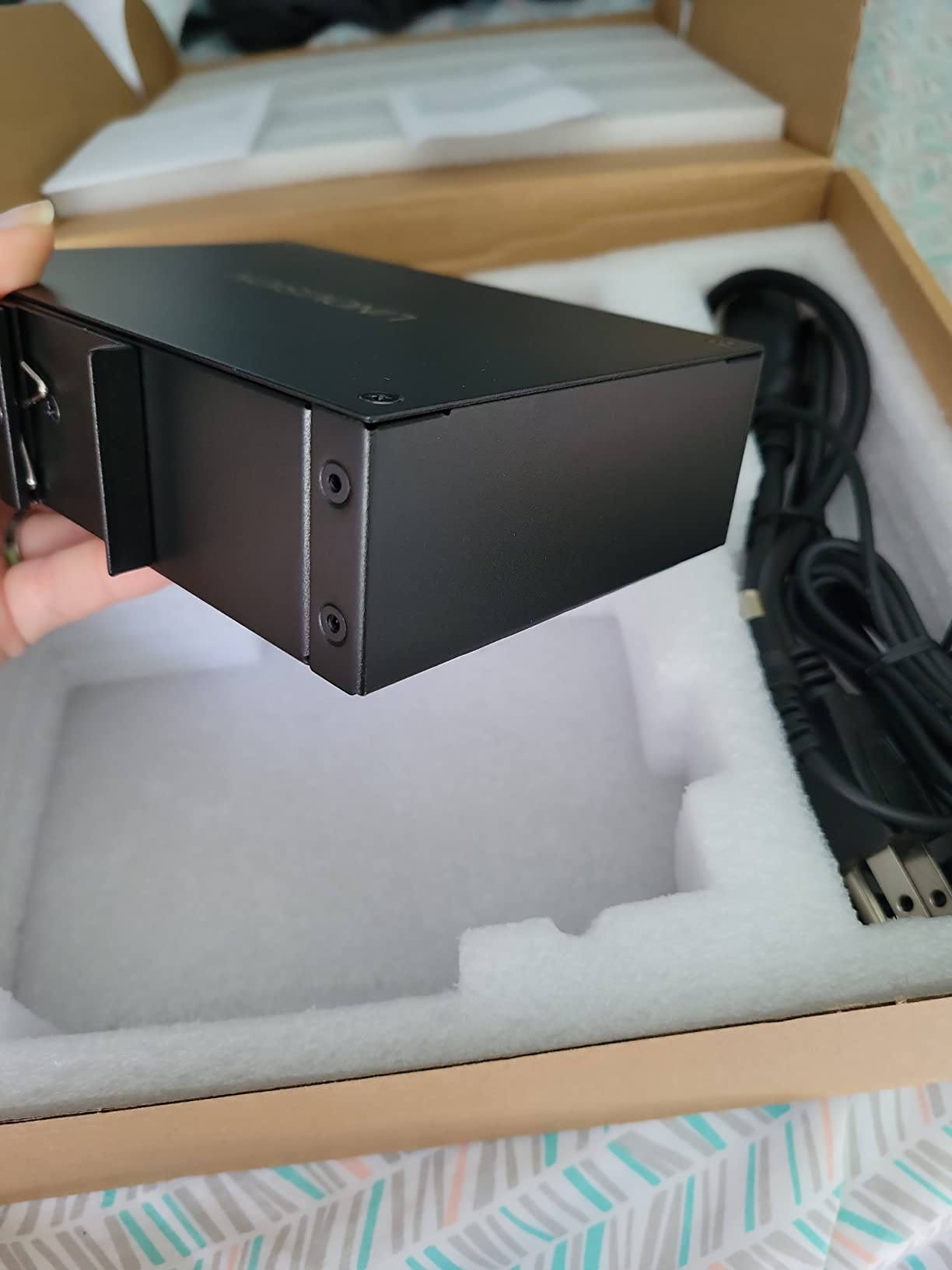 LINOVISION Industrial 8-Port Full Gigabit PoE Switch with 4 BT 90W PoE++ Ports, 2 Gigabit SFP Uplinks, 120W Budget, NDAA Compliant, DIN-Rail Switch for PTZ Camera/Lighting/Monitor customer photo 2