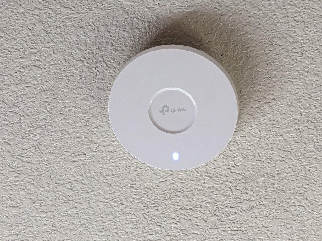 TP-Link Omada EAP610 Business WiFi 6 AX1800 Dual Band Wireless Gigabit Access Point customer photo 2