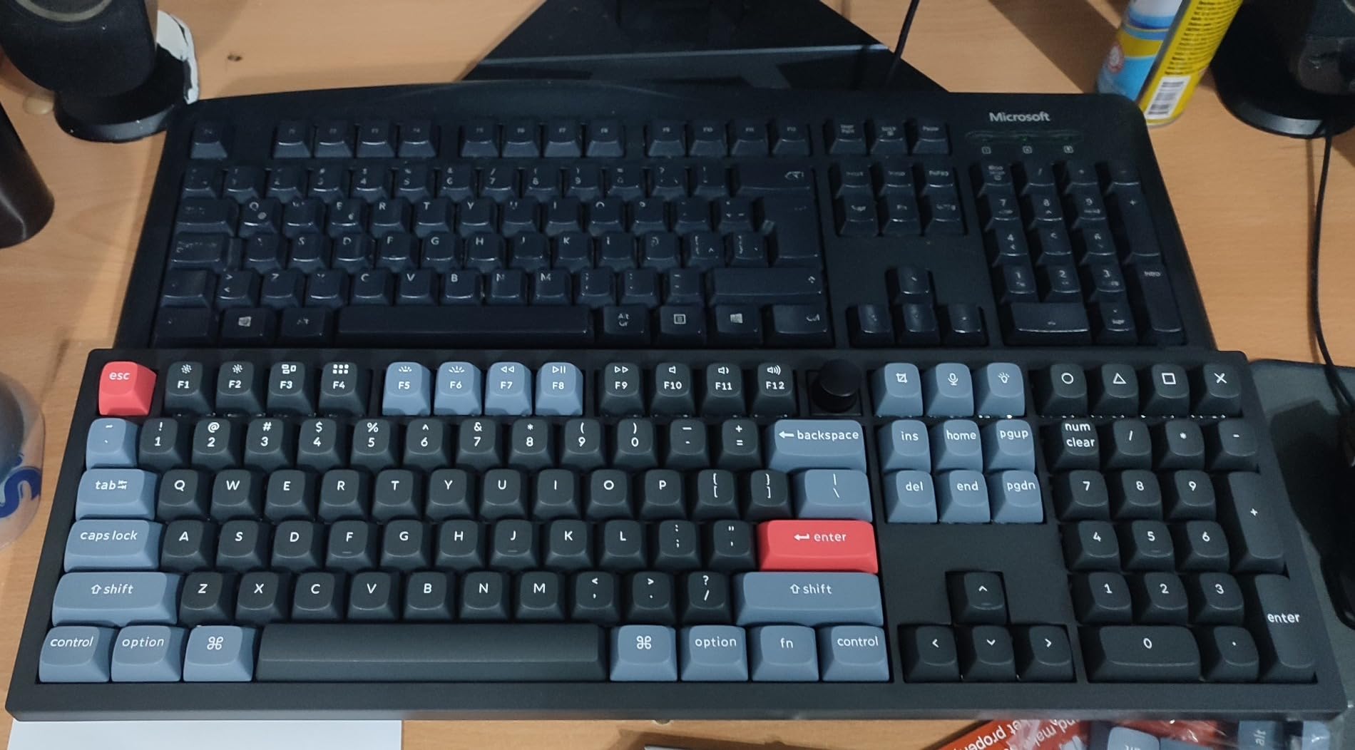 Keychron V6 Wired Custom Mechanical Keyboard Knob Version, Full-size QMK/VIA Programmable Macro with Hot-swappable Keychron K Pro Brown Switch customer photo 1