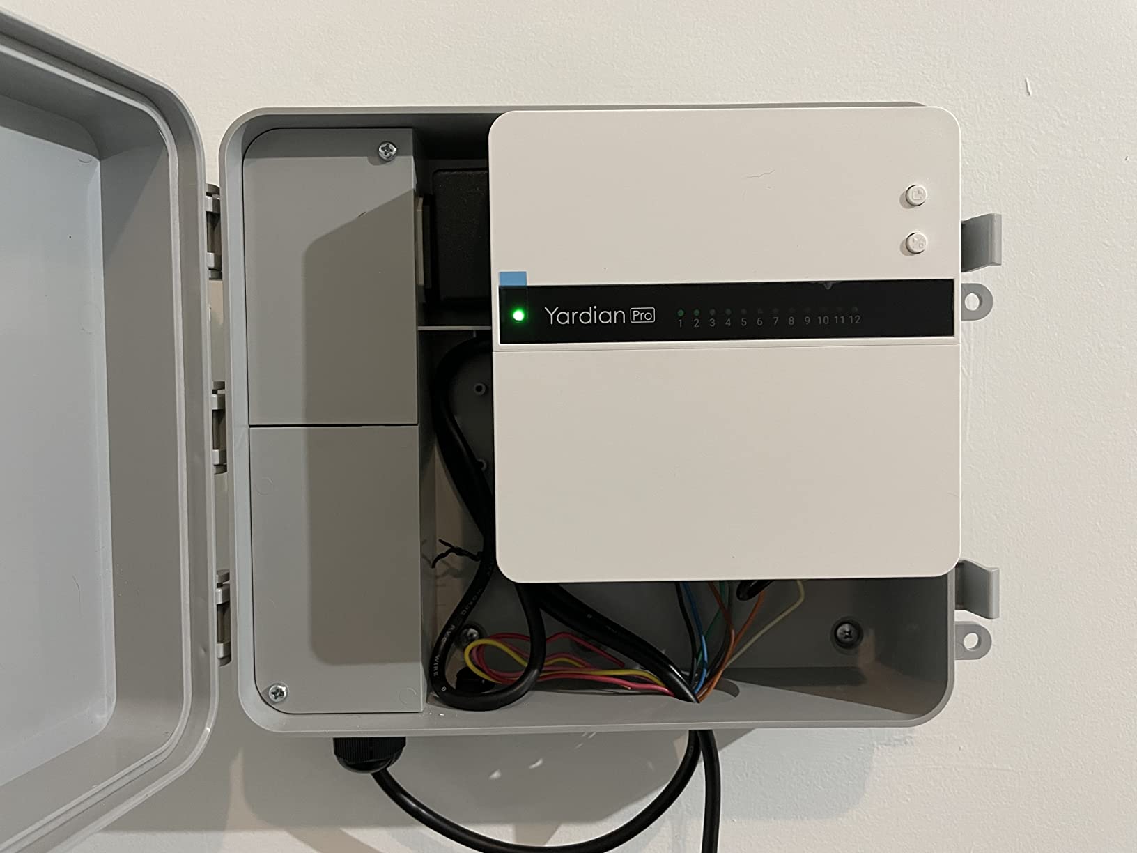 Yardian Pro 6-Zone Smart Sprinkler Controller, Apple HomeKit & Wi-Fi | Apple HomeKit & Home Assistant Compatible, Ethernet & Wi-Fi, Weather-Based Scheduling, Easy DIY Install customer photo 1