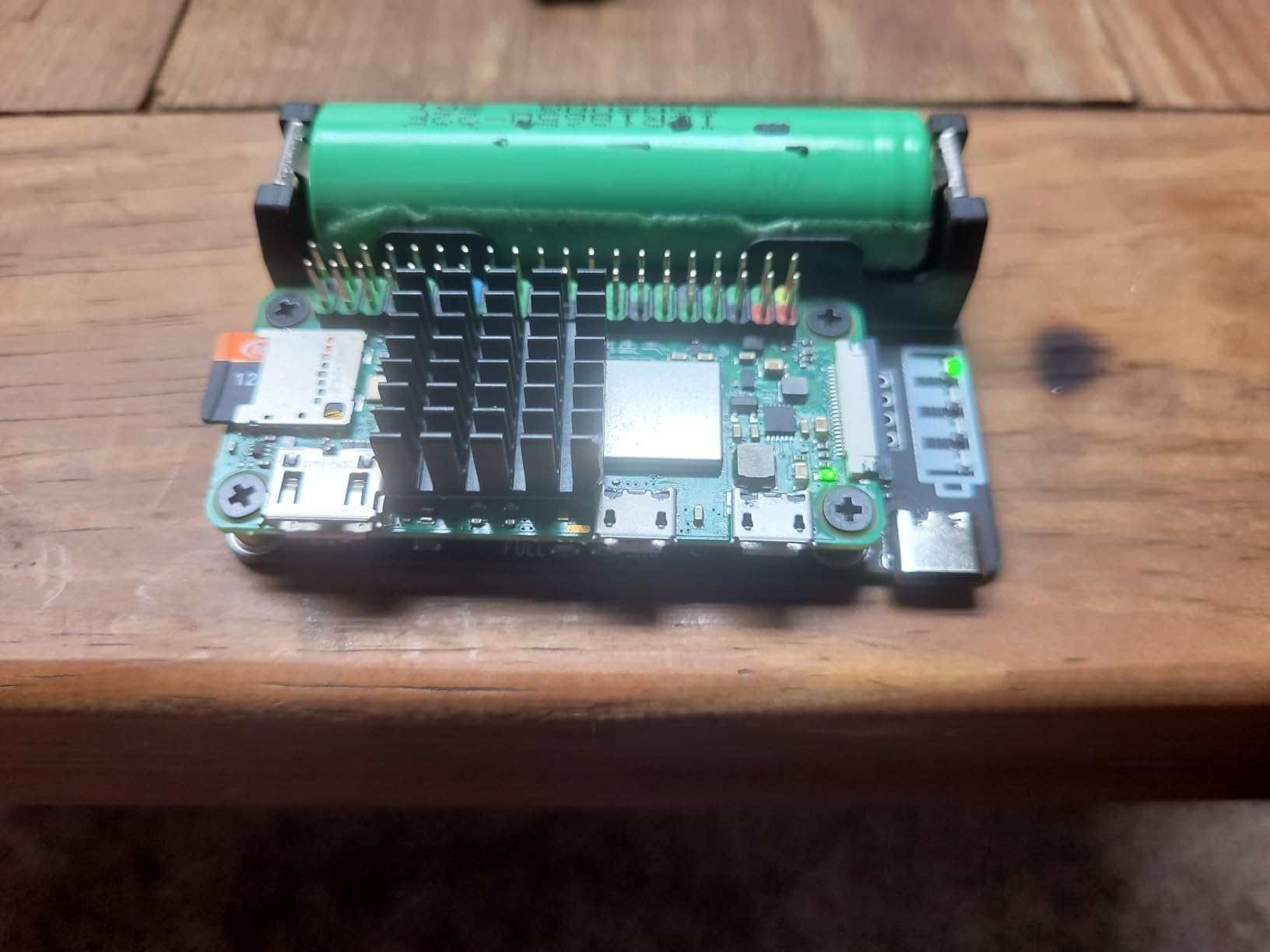 Geekworm X306 V1.5 5V UPS Expansion Board for Raspberry Pi Zero 2W | Max 5.1V 4A Backup Power customer photo 1