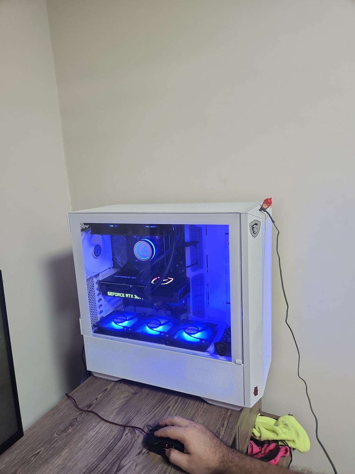 LIAN LI LANCOOL III E-ATX PC Case, Spacious RGB Gaming Computer Case with Hinged Tempered Glass Doors, Fine Mesh Panels, 4x140mm PWM Fans Pre-Installed High Airflow Chassis (Black) customer photo 2