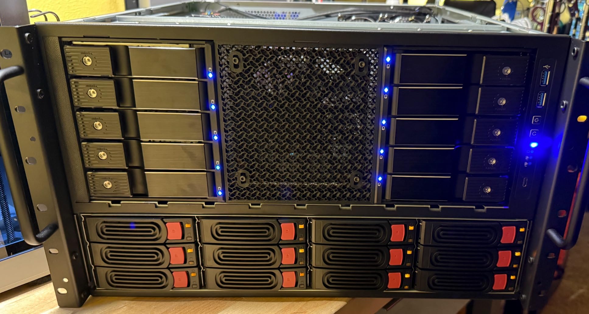 Silverstone Technology FS304-12G Three 5.25