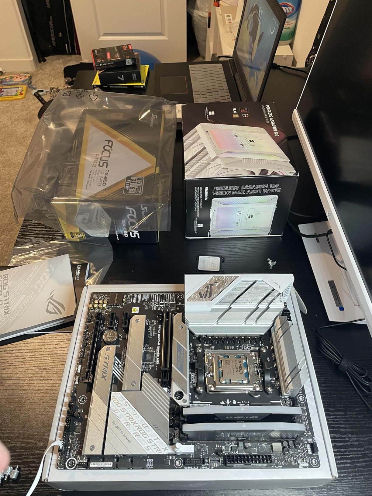 ASUS ROG Strix B650-A Gaming WiFi AMD B650 AM5 Ryzen Desktop 9000 8000 & 7000 ATX motherboard, 12 + 2 power stages, DDR5, 3x M.2 slot, PCIe 4.0, 2.5G LAN, WiFi 6E, USB 3.2 Gen 2x2 Type-C, Aura Sync customer photo 1