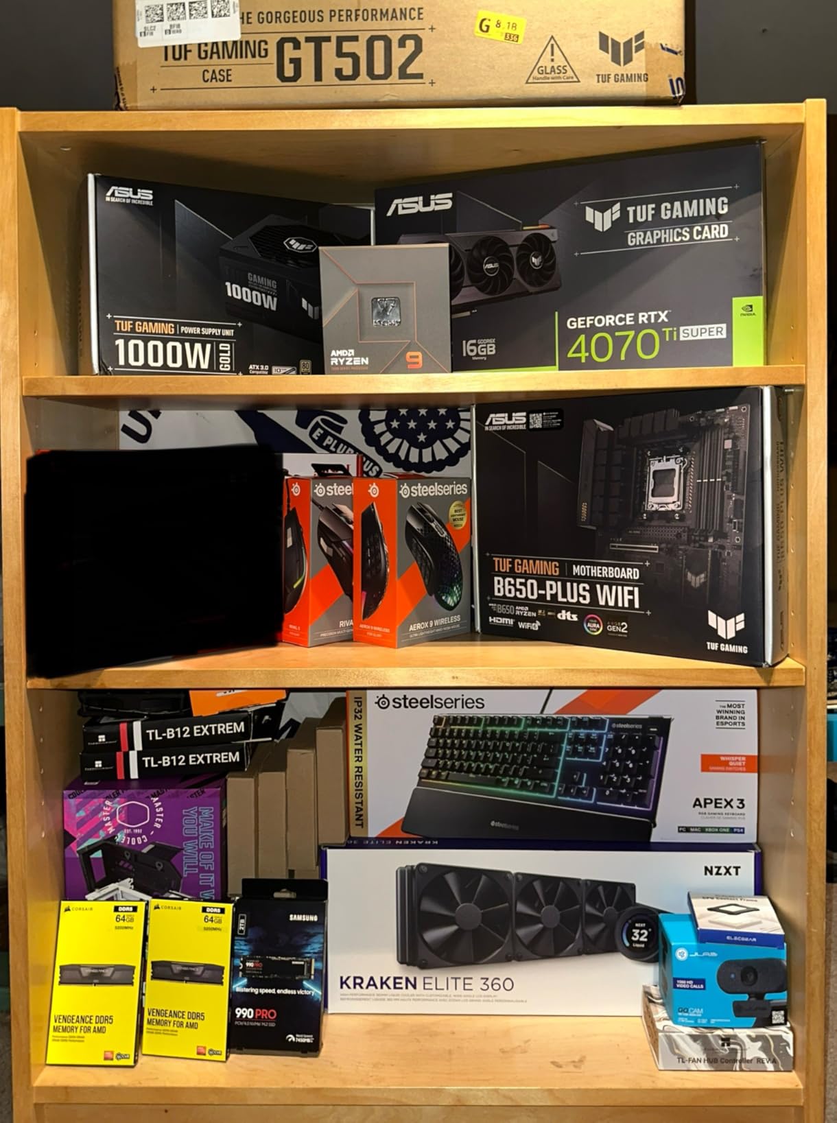 ASUS TUF Gaming B650-PLUS WiFi AMD B650 AM5 Ryzen™ Desktop 9000 8000 and 7000 ATX Motherboard, 14 Power Stages, PCIe® 5.0 M.2, DDR5 Memory, WiFi 6 and 2.5 Gb Ethernet, USB4® Support Aura Sync customer photo 1
