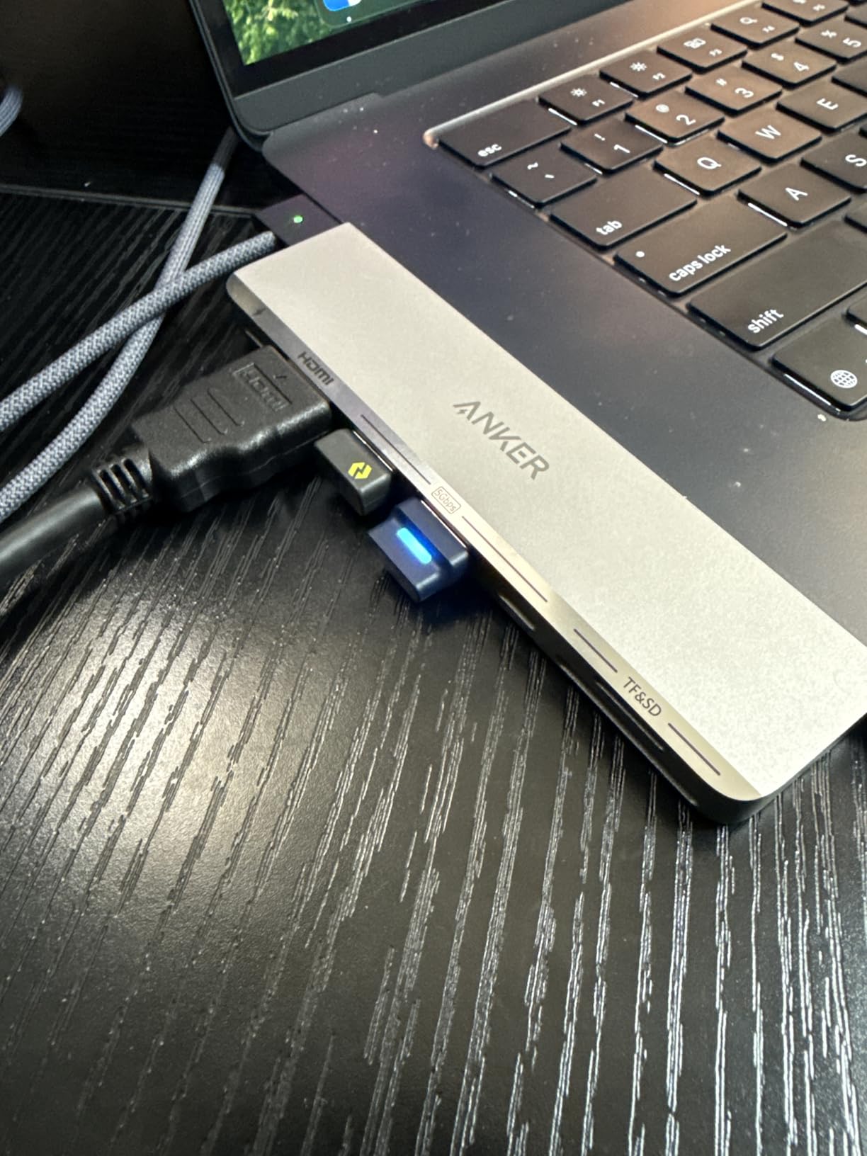Anker USB-C Hub for MacBook, 7-in-2 Mac Dock with 4K@60Hz HDMI | Thunderbolt 4 Compatible, USB-C and 2 USB-A 5Gbps Data Ports, for MacBook Pro, MacBook Air M4/M5 and More (Not Work with Neo) customer photo 2