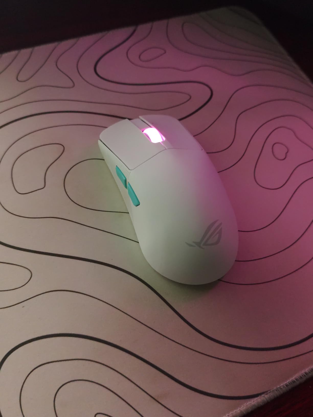 ASUS ROG Harpe Ace Aim Lab Wireless Esports Gaming Mouse - Aim Lab Settings Optimizer, Pro-Tested, Right-Handed, 54g Lightweight, Tri-Mode Connectivity, 36K DPI, 90Hr Battery, PC/Mac Support - Black customer photo 1