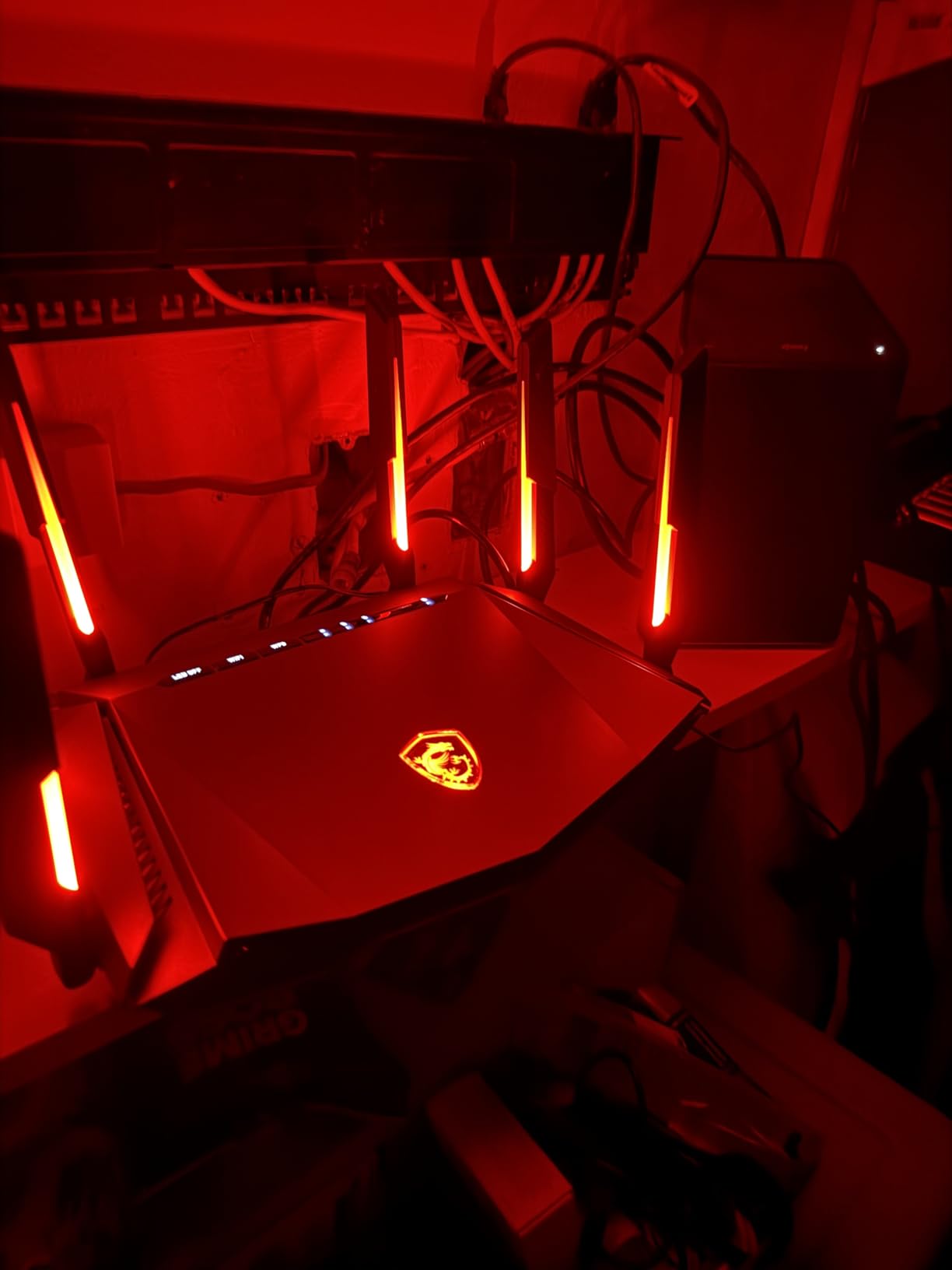 MSI Radix AXE6600 WiFi 6E Tri-Band Gaming Router, AI QoS, RGB, 1.8GHz Quad-Core Processor, MU-MIMO, Tri Band Gigabit Wireless, 8-Stream, High Speed Long Range Gaming Router customer photo 2