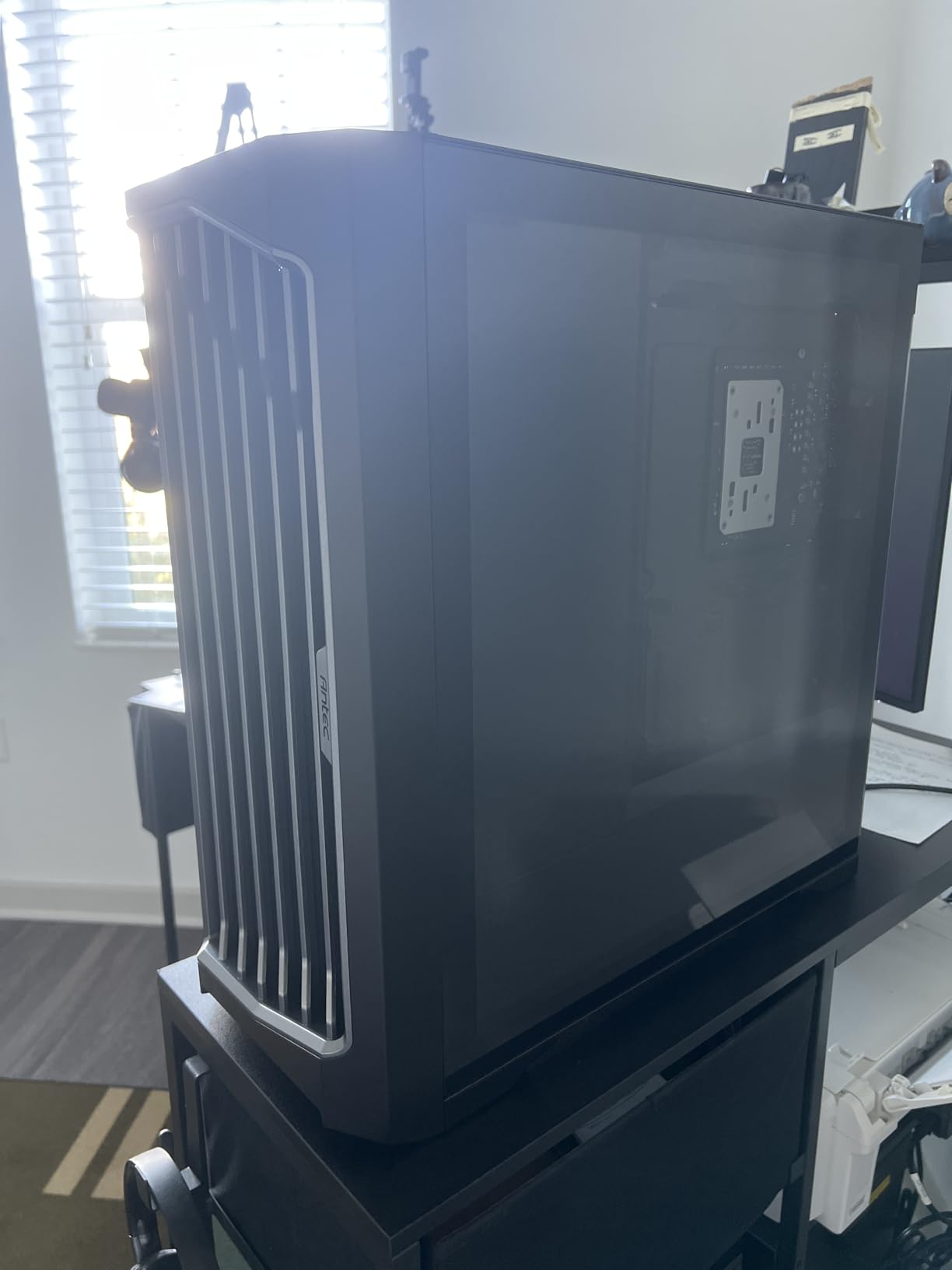 Antec Performance 1 FT Full Tower E-ATX PC Case, 3 PWM Fans | High-Airflow Mesh Front Panel, 4 PWM Fans Included, RTX 40 GPU Support, Temp Display, Removable Top Bracket, USB Type-C customer photo 2