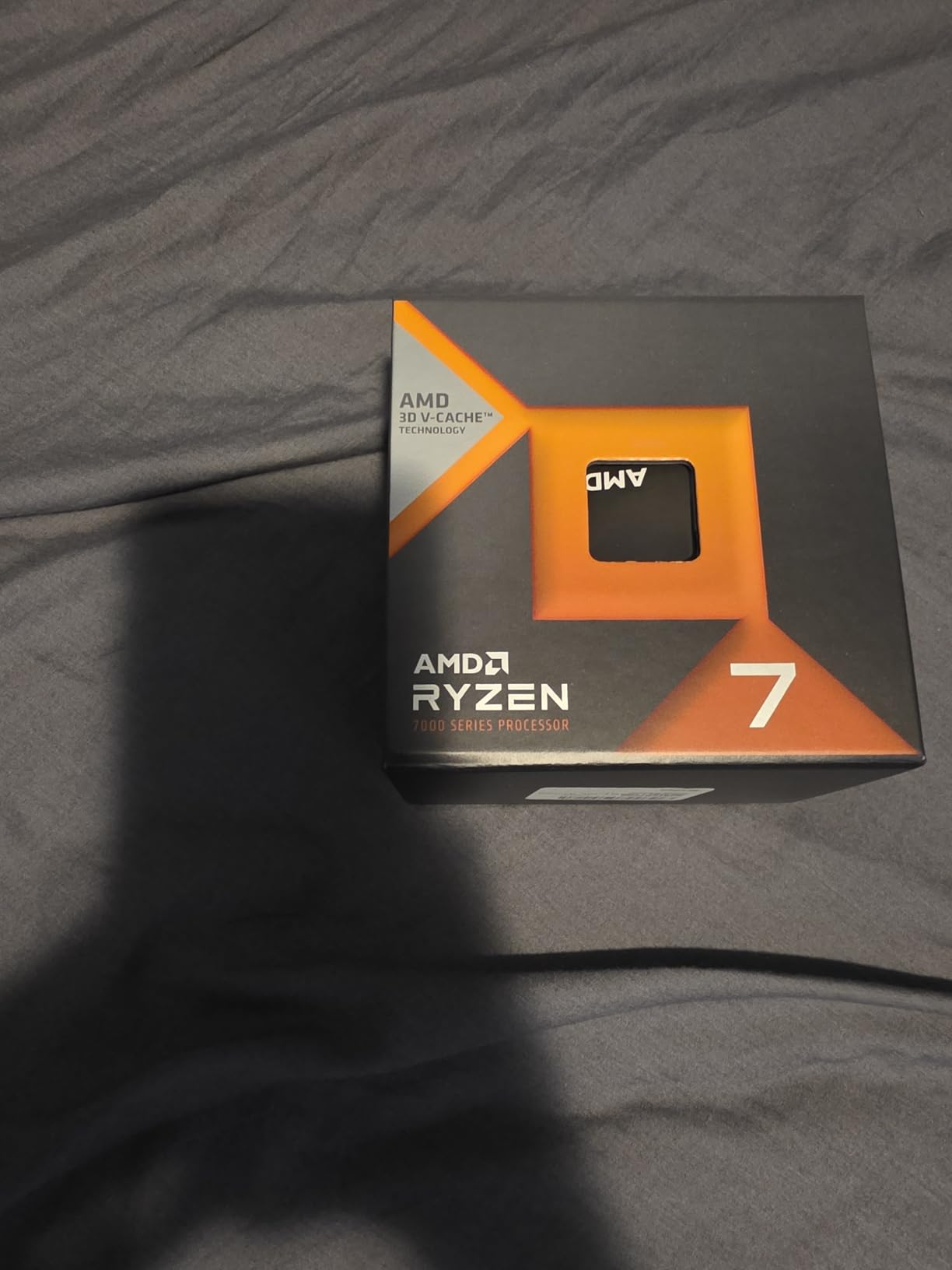AMD Ryzen 7 7800X3D 8-Core, 16-Thread Desktop Processor customer photo 2