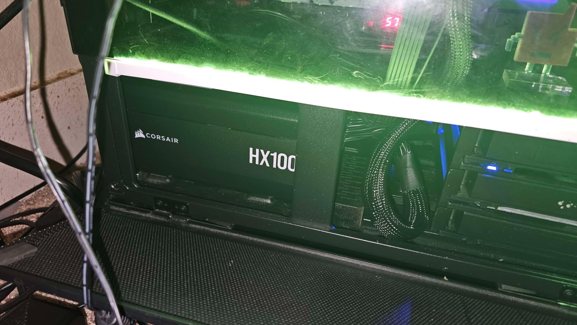 CORSAIR HX1000i ATX 3.1 PCIe 5.1 1000W Power Supply - Ultra Low-Noise, Fully Modular, 80 PLUS Platinum, Fluid Dynamic Bearing Fan, iCUE Software Compatible customer photo 1