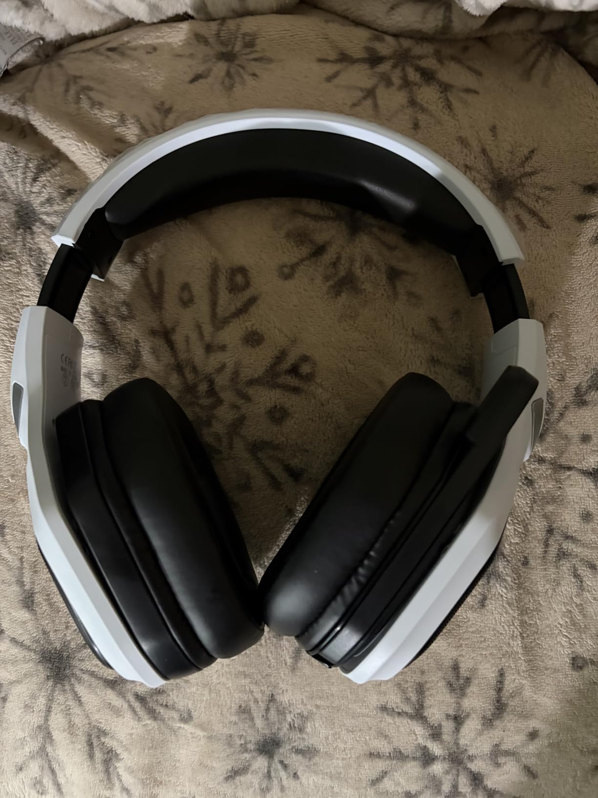 Ozeino Wireless Gaming Headset for PS5, PC, Switch| Lossless Audio-40H Batt | Play & Charge, 2.4GHz USB & Type-C, Flip Mic, Works with PS4, Mac, laptop, mobile, Ideal for FPS, RPG customer photo 1