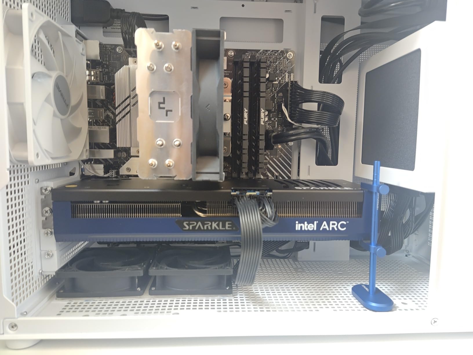 Sparkle Intel Arc A750 Titan OC Edition, 8GB GDDR6, ThermalSync, Torn Cooling, Axial Fan, Metal Backplate, SA750T-8GOC customer photo 1