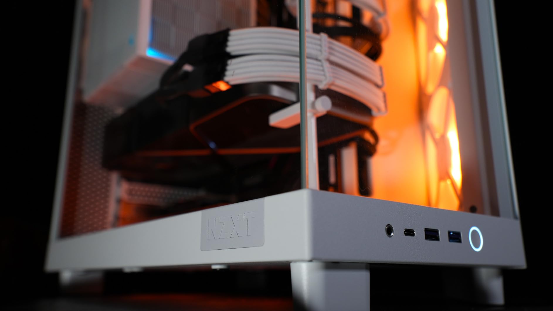 NZXT H6 Flow Compact Dual-Chamber Mid-Tower Airflow Case, Panoramic Glass Panels, Black customer photo 1