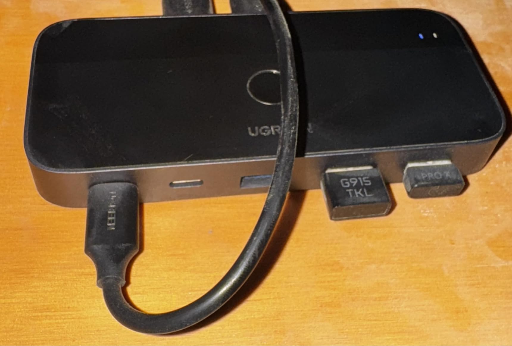UGREEN USB 3.0 Switch 2 Computers Sharing USB C & A Devices, 4 Port USB Switcher Sharing Keyboard and Mouse, Printer/Scanner USB Switch Hub for Two Computers with 2 USB3.0 Cables and Controller customer photo 1