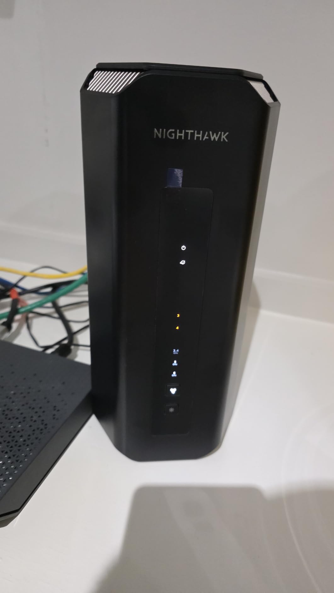 NETGEAR Nighthawk Tri-Band WiFi 7 Router (RS700S) - Router Only- BE19000 Wireless Speed (up to 19 Gbps) - 10 Gig Internet Port - Covers up to 3,500 sq. ft. - 1-Year Armor & Free Expert Help customer photo 1