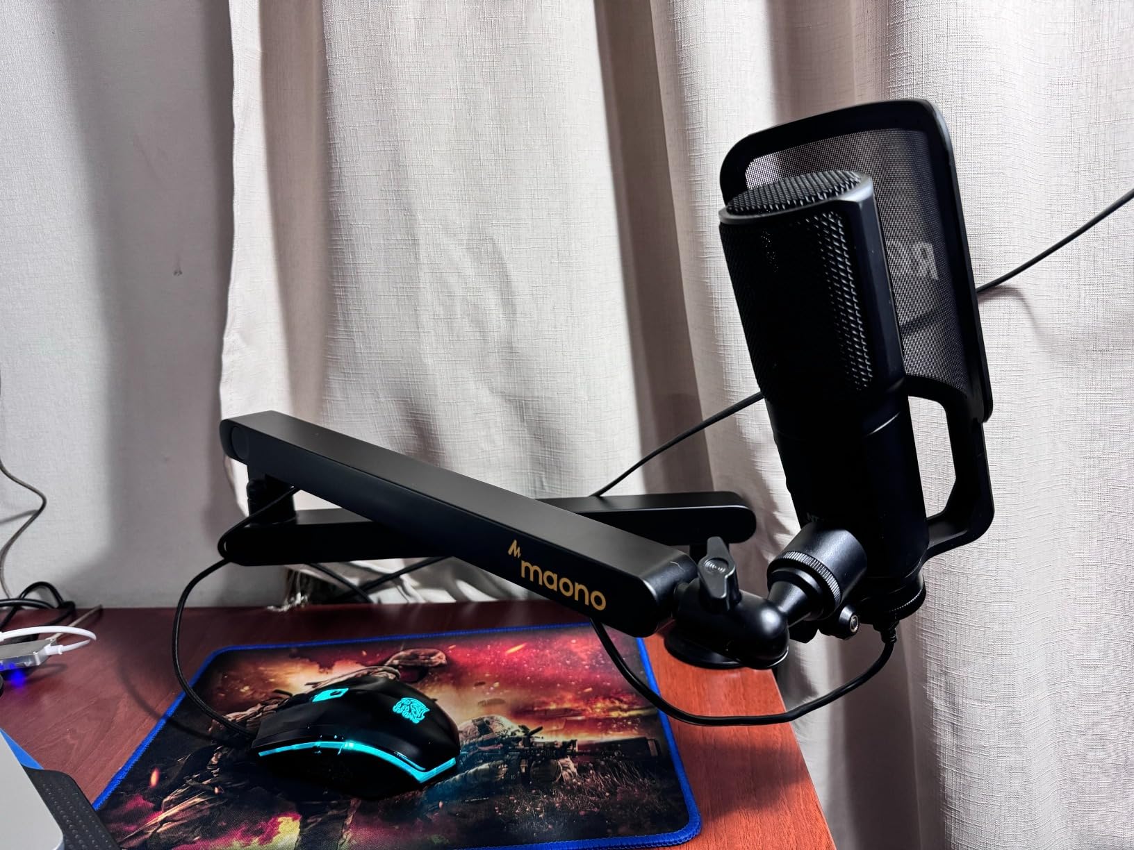 MAONO BA92 Low Profile Mic Boom Arm, Cable Management Microphone Stand | Heavy-duty adjustable desk clamp, metal construction, podcast studio streaming, clean desktop setups, black finish customer photo 2