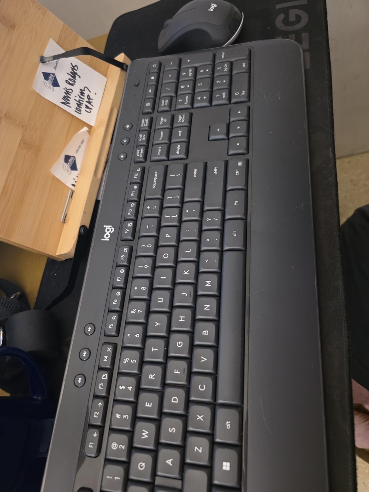 Logitech MK540 Full Size Advanced Wireless Keyboard and Mouse Combo customer photo 1