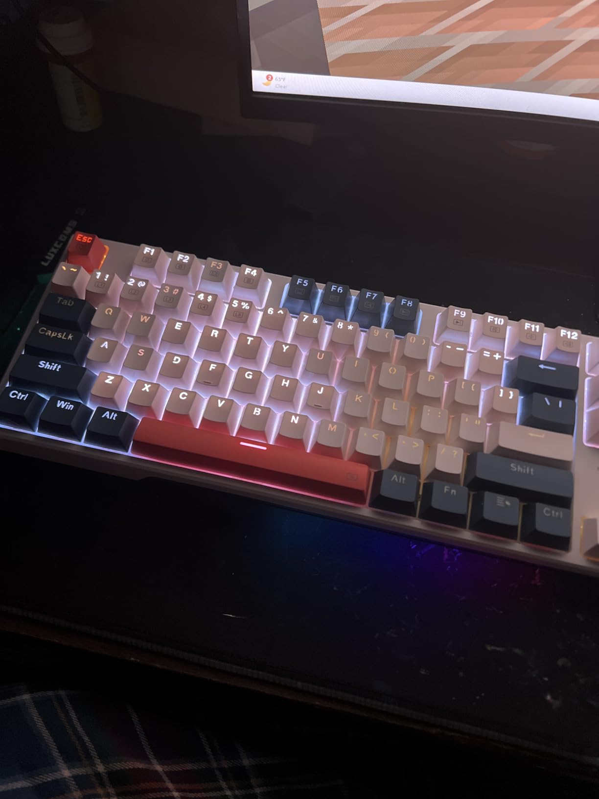 Redragon K668 108-Key Hot-Swap Wired RGB Gaming Keyboard, Extra 4 Hotkeys | Dedicated Shortcut Keys for Mute, Calc & Desktop, Cushioned Noise Dampening for Creamy Thocky Sound customer photo 1