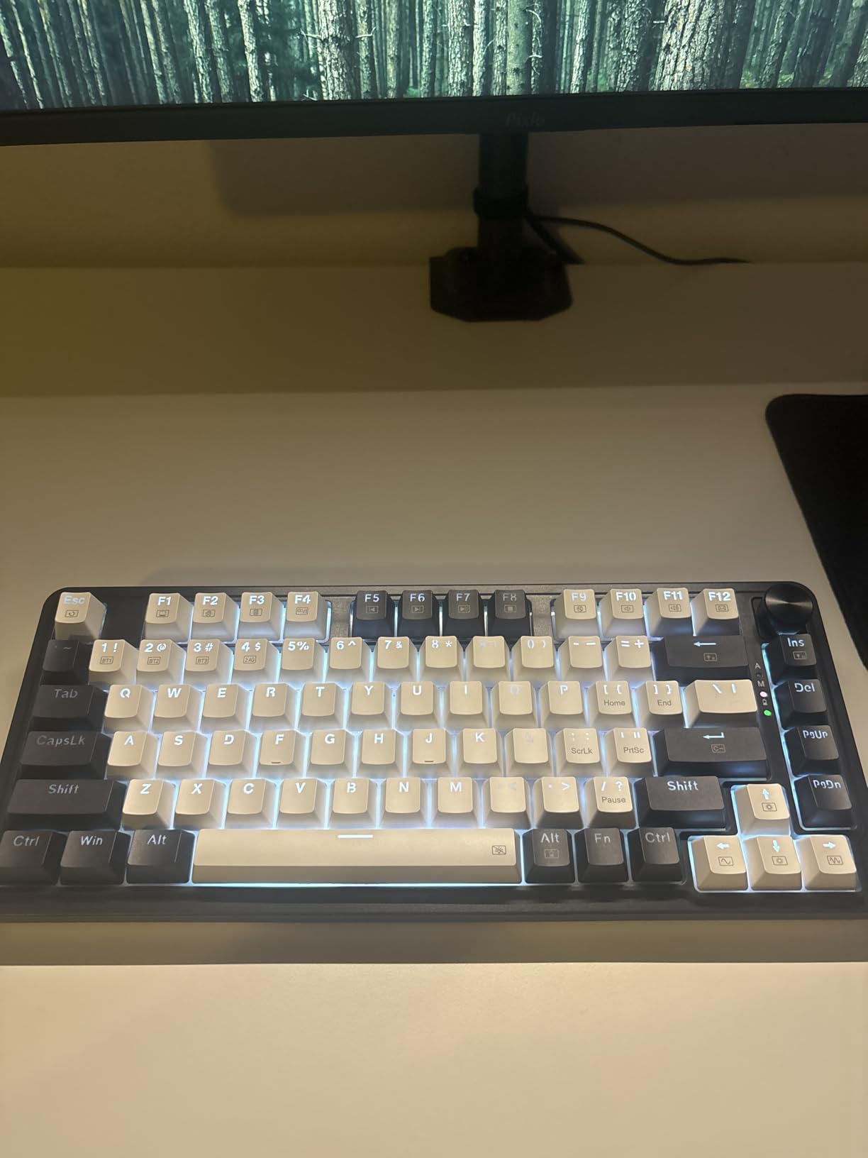 Redragon K673 PRO Wireless 81-Key RGB Gasket Gaming Keyboard, Scroll Knob, Multi-Function Control Wheel, 0-Delay Tri-Mode, Cushioned 5-Layer Noise Dampening for Creamy Thocky Sound, Compact 80% Size customer photo 1