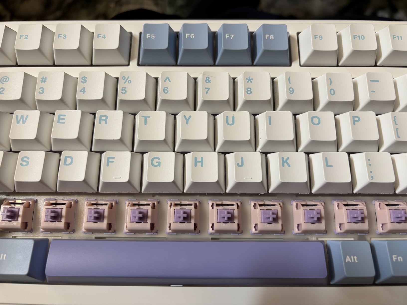 AULA F99 Wireless Mechanical Keyboard, Tri-Mode BT5.0/2.4GHz/USB-C Hot Swappable Custom Keyboard, Pre-lubed Linear Switches, RGB Backlit Computer Gaming Keyboards for PC/Tablet/PS/Xbox customer photo 2