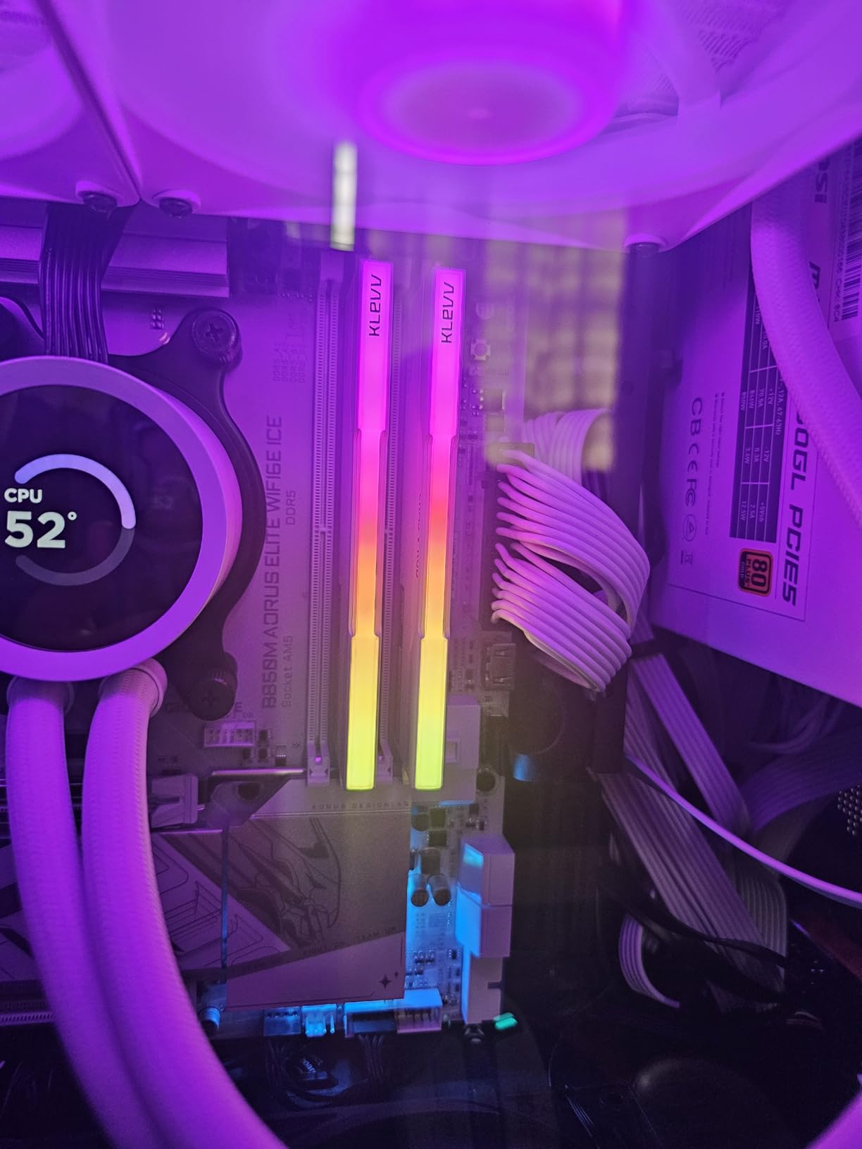 KLEVV CRAS V RGB DDR5 32GB (2x16GB) 6000MHz CL30 SK Hynix A-Die 1.35V Gaming Desktop Ram Memory XMP 3.0 / AMD Expo Ready - Black (KD5AGUA80-60A300G) customer photo 1