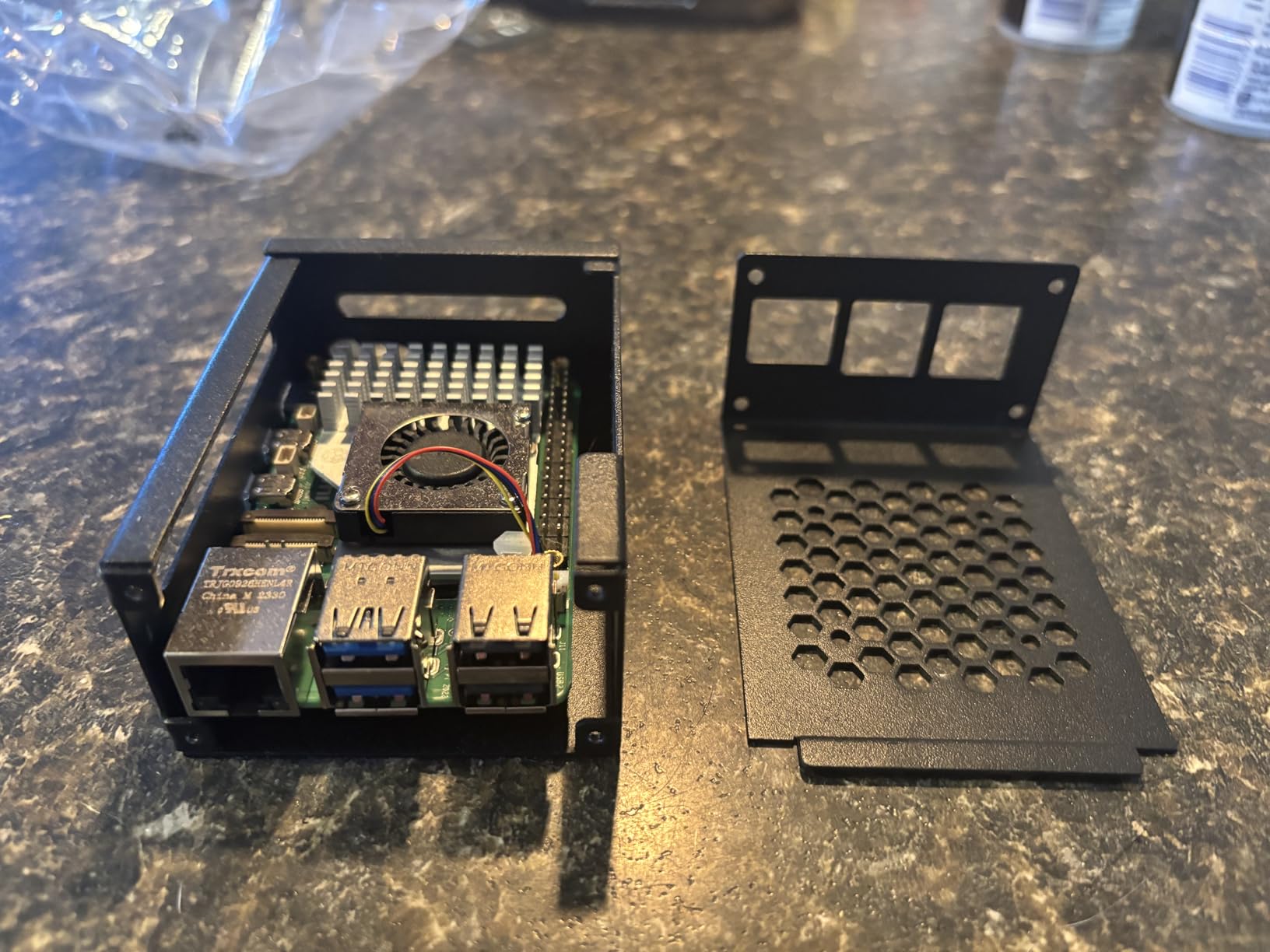 GeeekPi Metal Case for Raspberry Pi 5, with Pi 5 Active Cooler, Support X1000/X1001/X1003/N04/N05 PCIe Peripheral Board customer photo 2