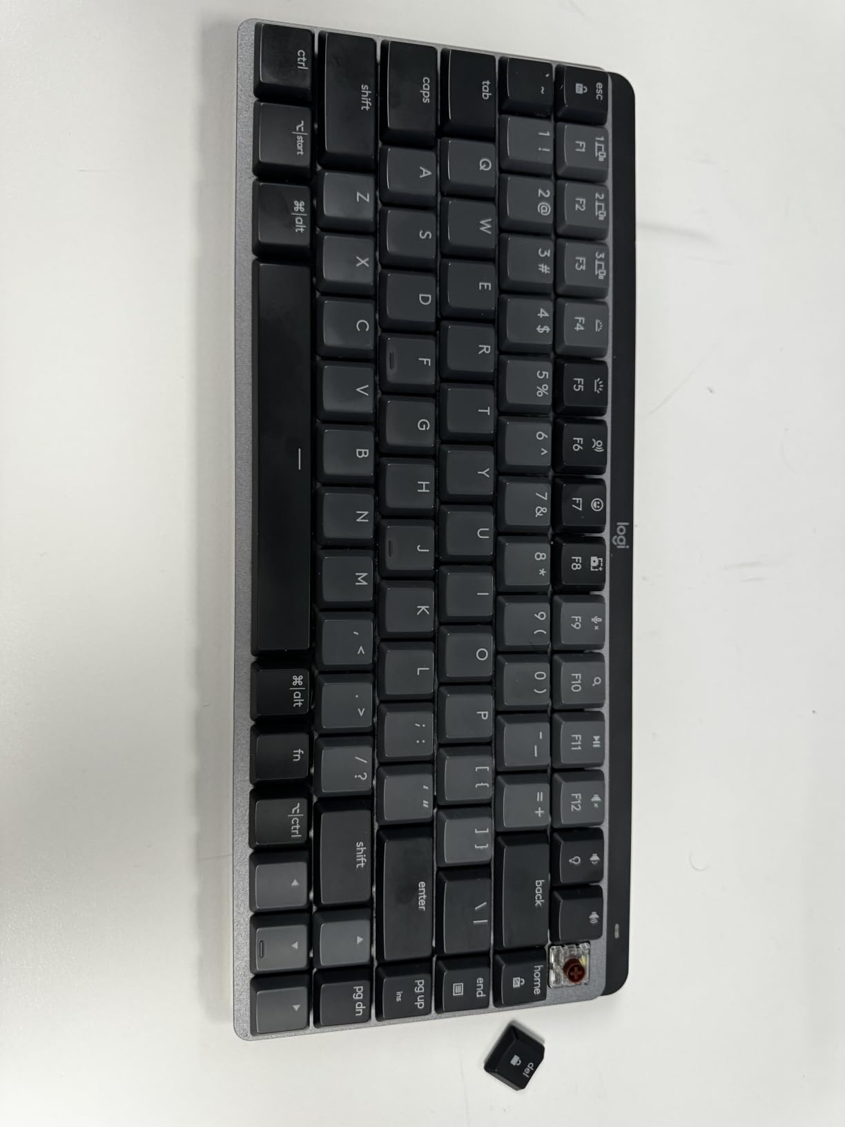 Logitech MX Mechanical Mini for Mac (Renewed, Space Grey, Tactile Quiet) customer photo 2