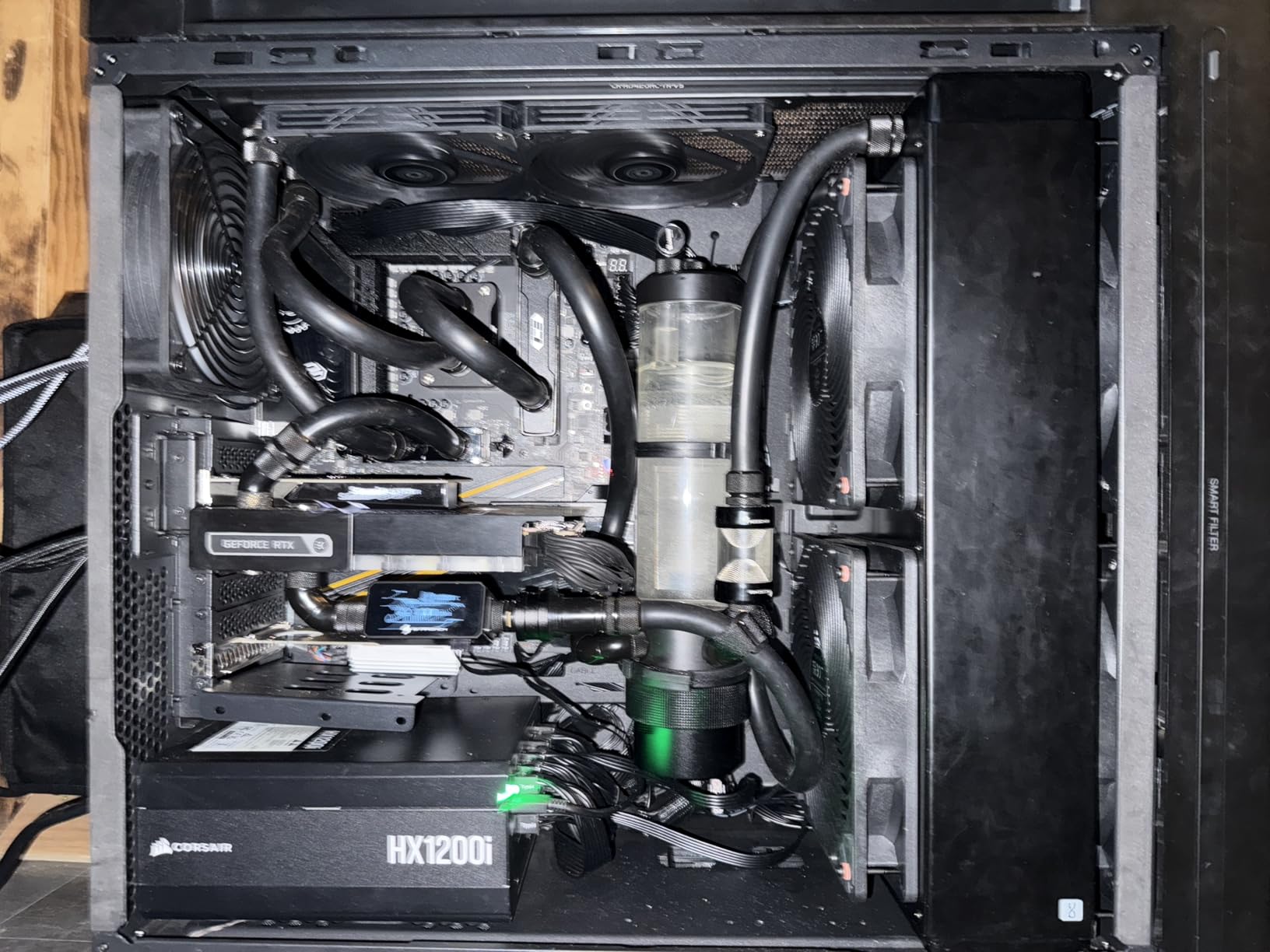 ASUS ProArt PA602 E-ATX PC Case 420mm Radiator Support, Dual 200mm Built-in Fans, Front Panel IR dust Indicator, Power Lock, Tool-Less PCIe mounting & GPU Holder, Front 20Gbps USB-C, 2 Year Warranty customer photo 1
