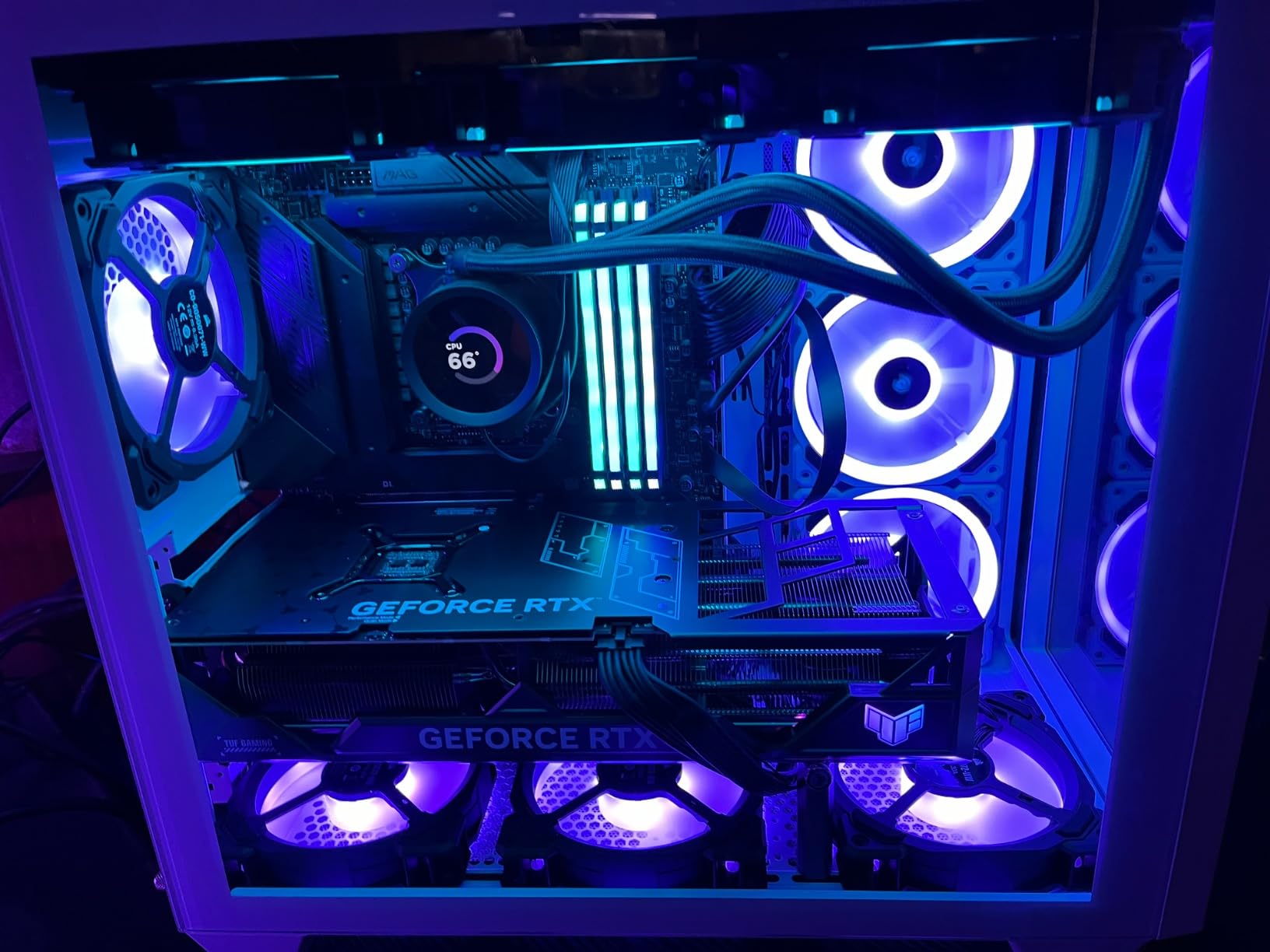 ASUS TUF Gaming NVIDIA GeForce RTX 4080 Super OC Edition Gaming Graphics Card (PCIe 4.0, 16GB GDDR6X, HDMI 2.1a, DisplayPort 1.4a) customer photo 1