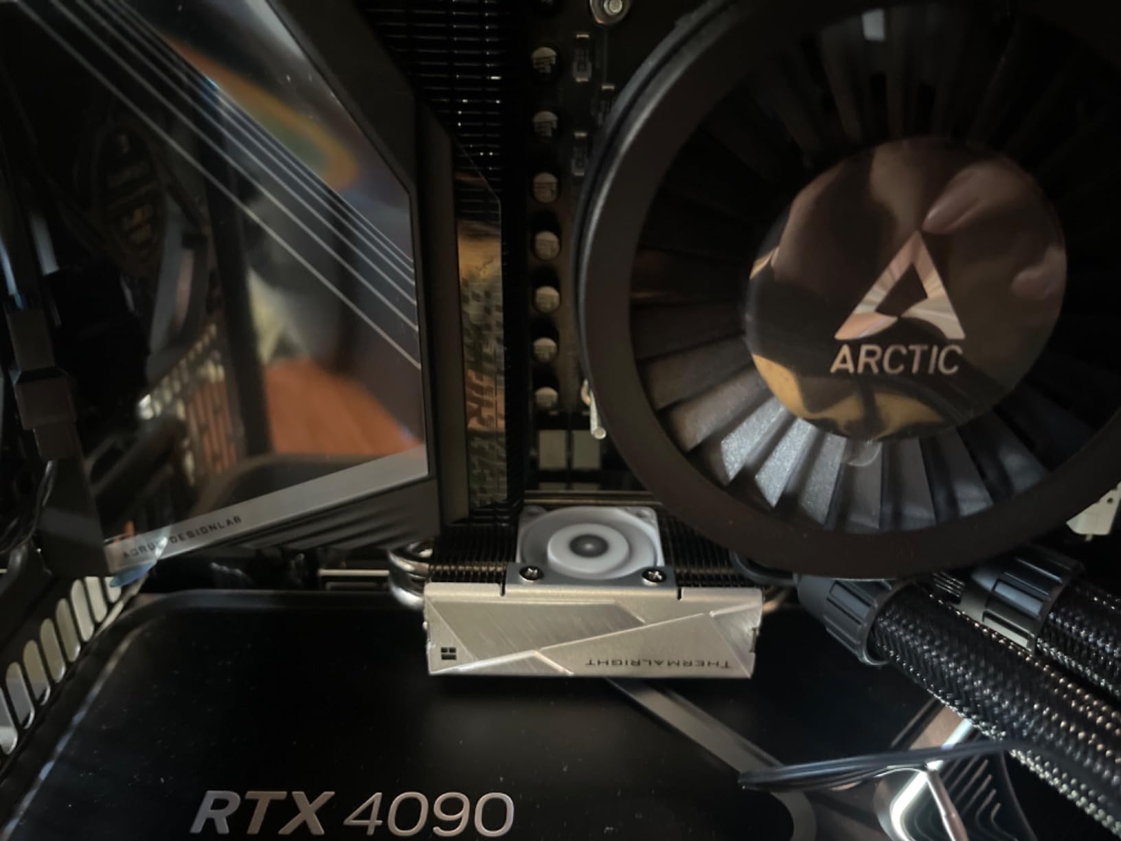 Crucial T705 PCIe Gen5 NVMe 4TB SSD, Up to 14,100MB/s, TLC NAND, Intel & Ryzen Compatible, for Hardcore Gaming & High-Speed Storage, Solid State Drive, Includes 1Mo Adobe CC - CT4000T705SSD3 customer photo 2