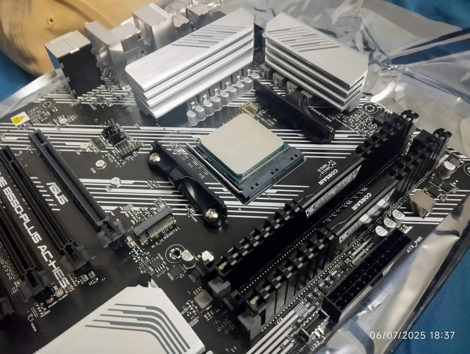 ASUS Prime B550-PLUS AC-HES AMD AM4 (3rd Gen Ryzen) ATX Motherboard (Dual M.2, PCIe 4.0, WIFI 5, 1Gb Ethernet, SATA 6 Gbps, USB 3.2 Gen 2 Type-C, Front USB 3.2 Gen 1 Type-C and CEC Tier II Ready) customer photo 2