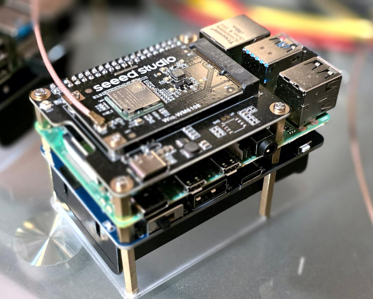 UPS HAT (D) for Raspberry Pi, 5V Uninterruptible Power Supply | Supports 21700 Li Battery (NOT Included), Pogo Pins Connector Design, Compatible with Raspberry Pi 4B/3B+/3B customer photo 2