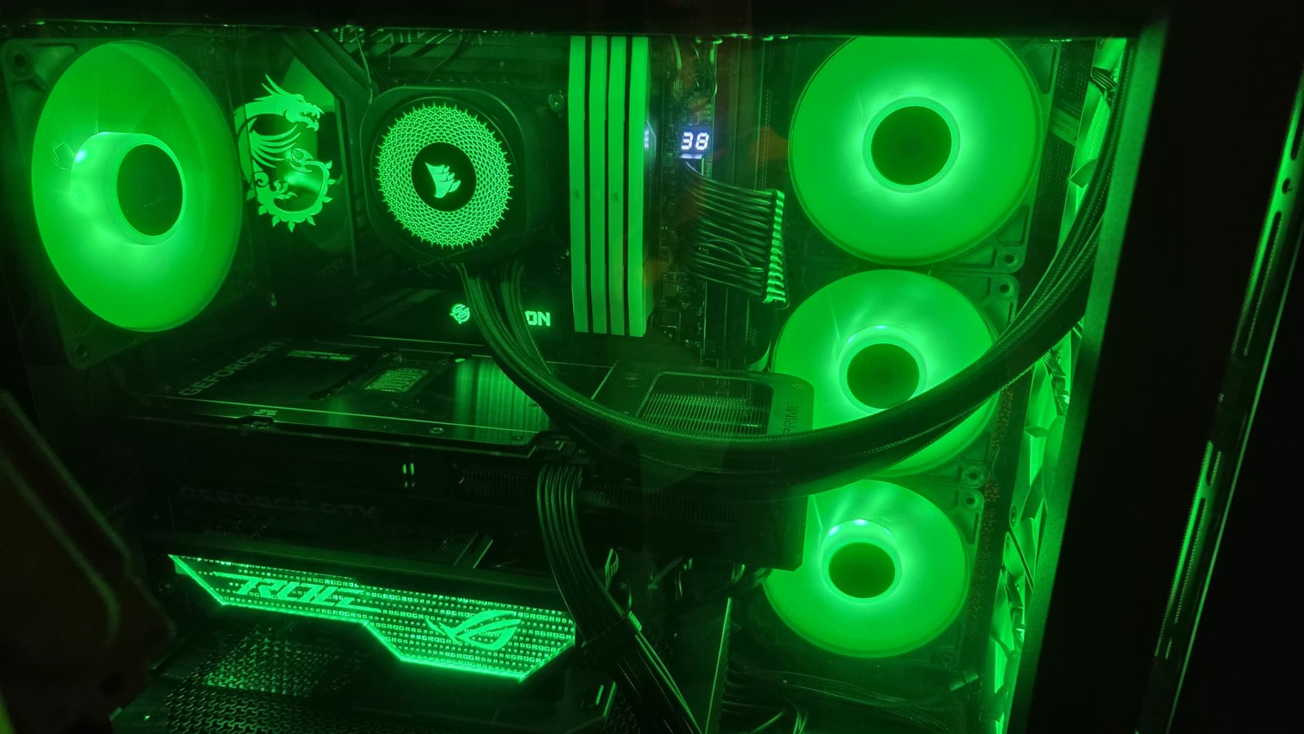 CORSAIR RS120 ARGB 120mm PWM Fans - Triple Pack customer photo 1