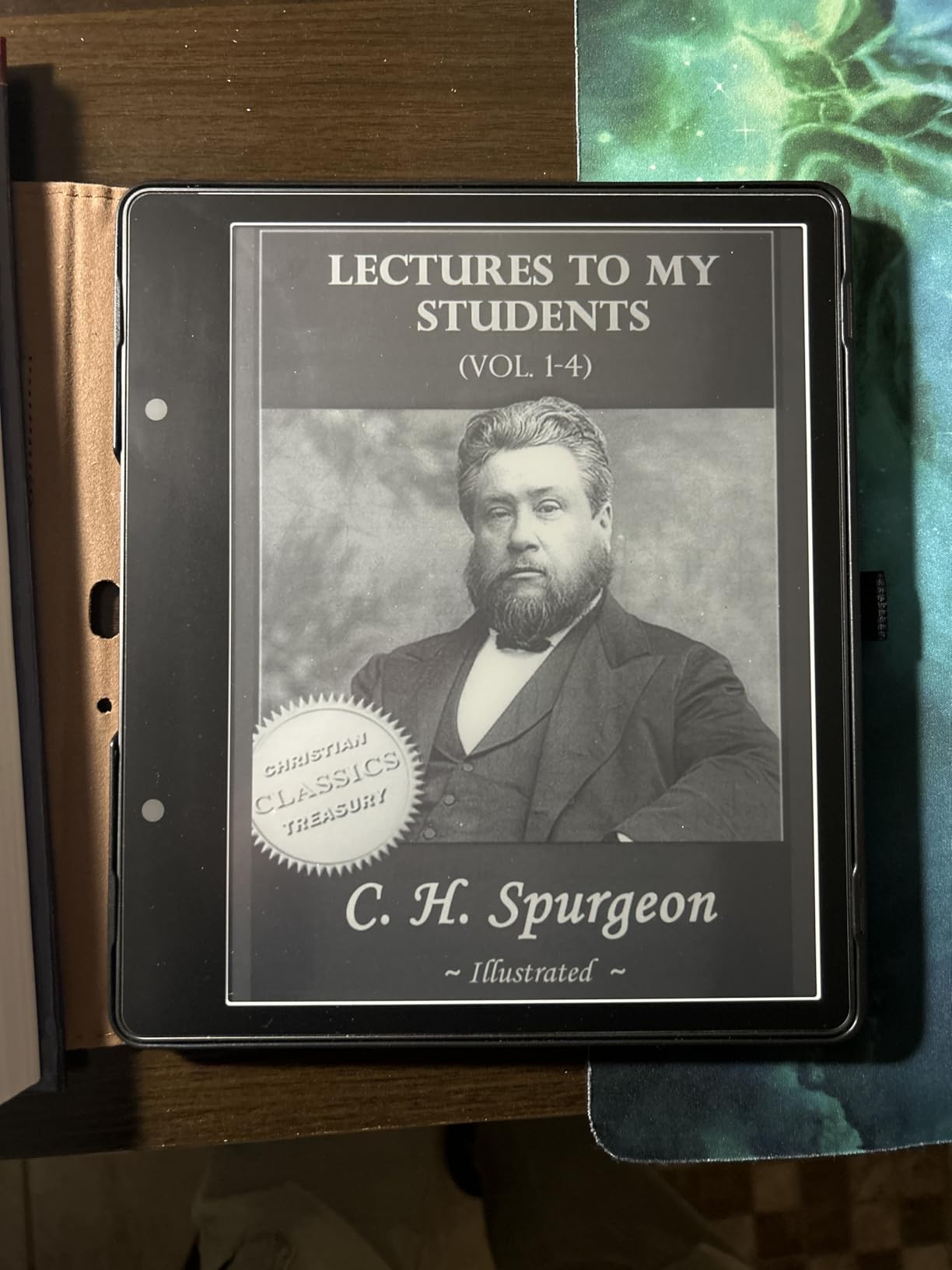 Like-New Amazon Kindle Scribe (32GB) - Your notes, documents and books, all in one place. With built-in AI notebook summarization. Includes Premium Pen customer photo 1