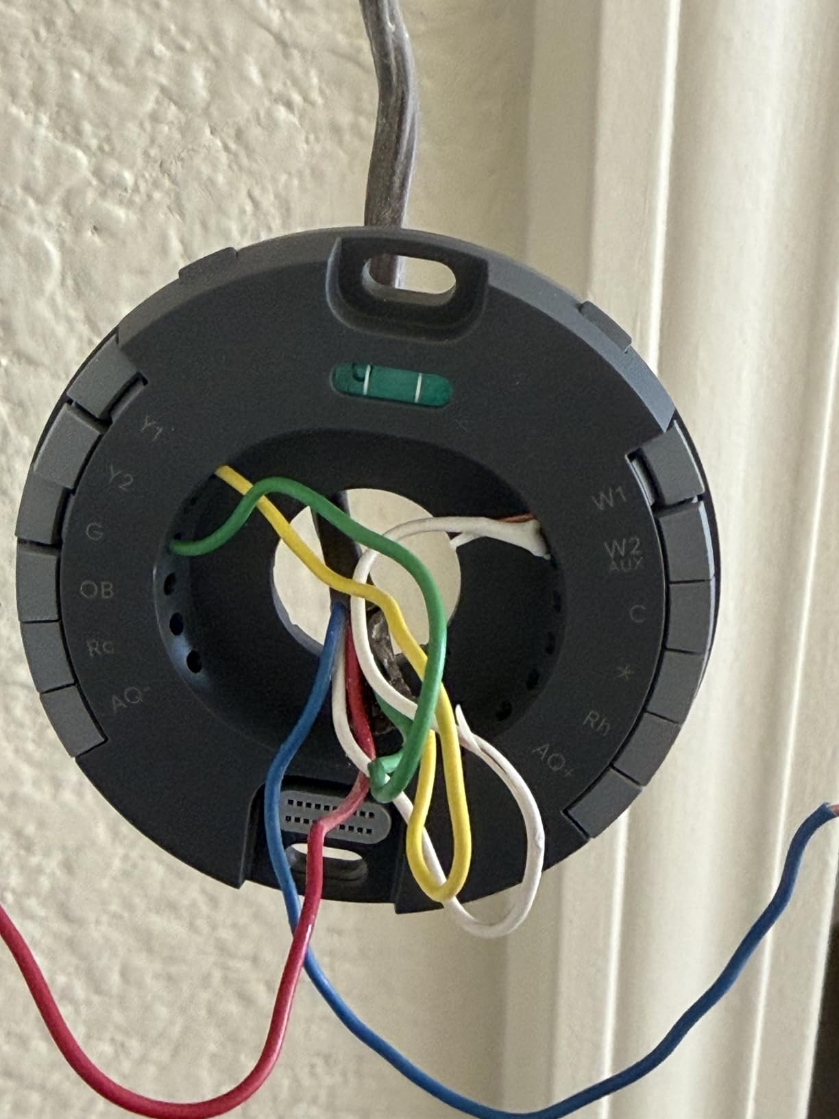Google Nest Learning Thermostat (4th gen) + Nest Temperature Sensor (2nd gen) - Silver customer photo 1