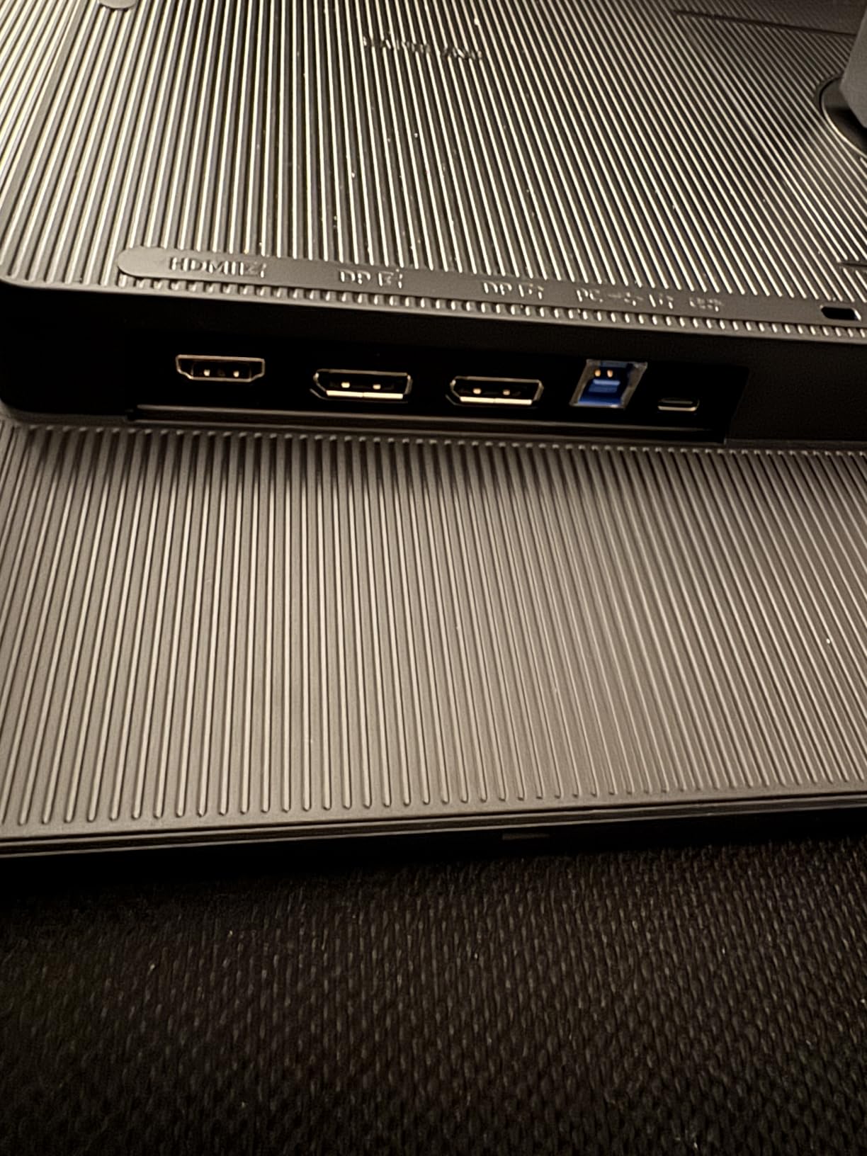 SAMSUNG 24