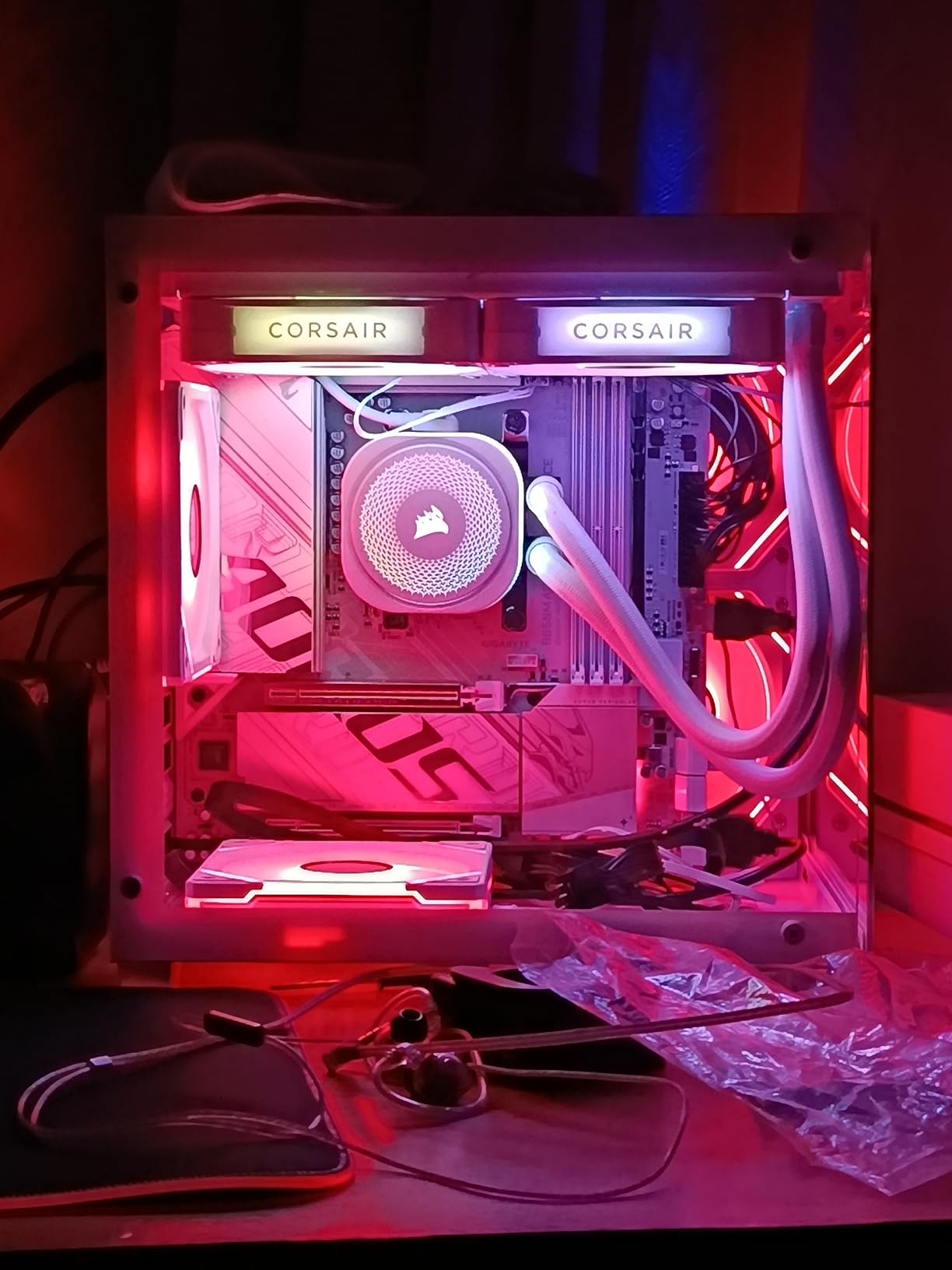 CORSAIR iCUE Link Titan 360 RX RGB Liquid CPU Cooler - 360mm AIO - Low-Noise - FlowDrive Cooling Engine - Intel LGA 1851/1700, AMD AM5/AM4 - 3X RX120 RGB Fans - iCUE Link System Hub Included - Black customer photo 2