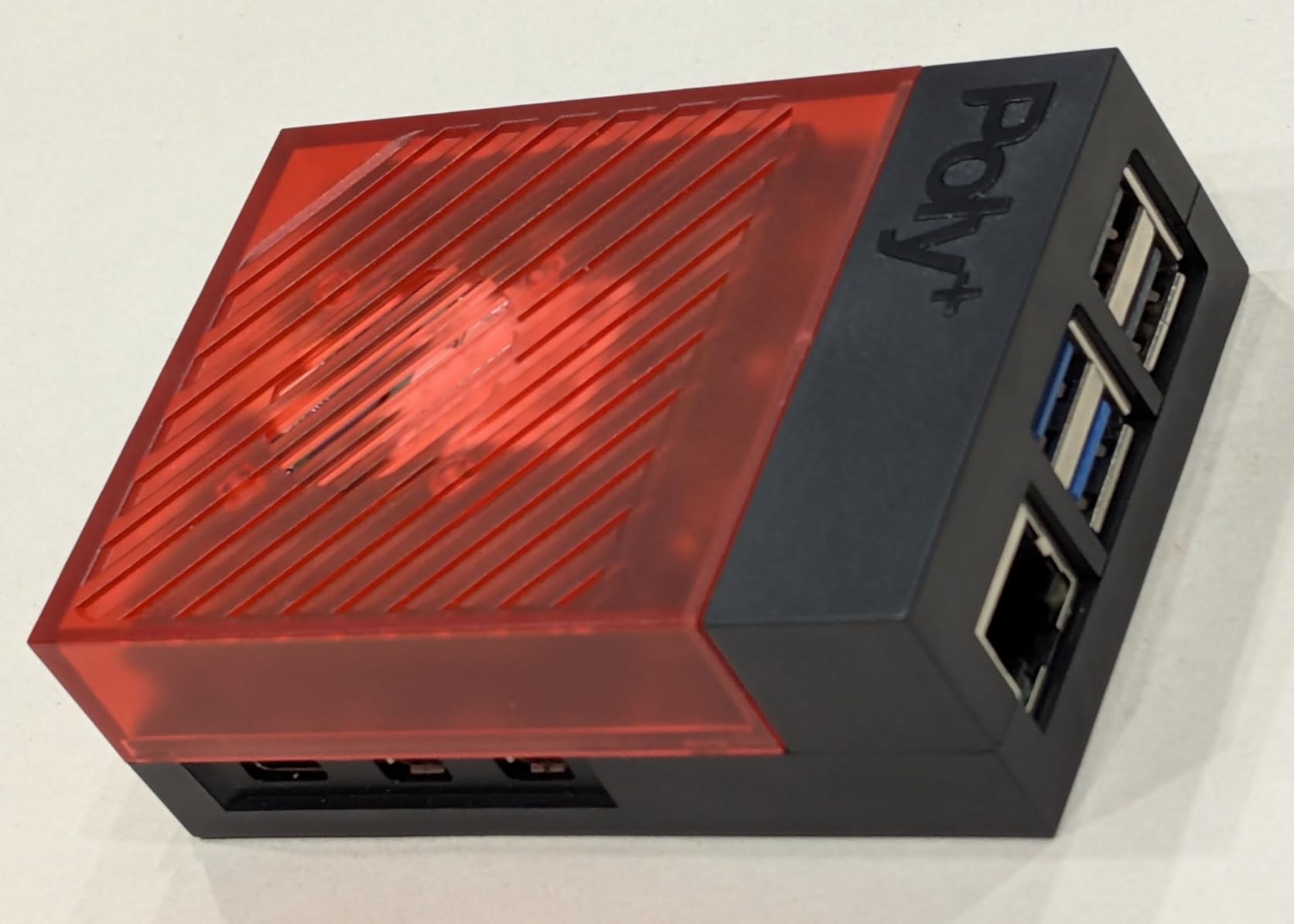 Argon Poly+5 Case for Raspberry Pi 5-30mm PWM Fan, Heatsink (Black) customer photo 1