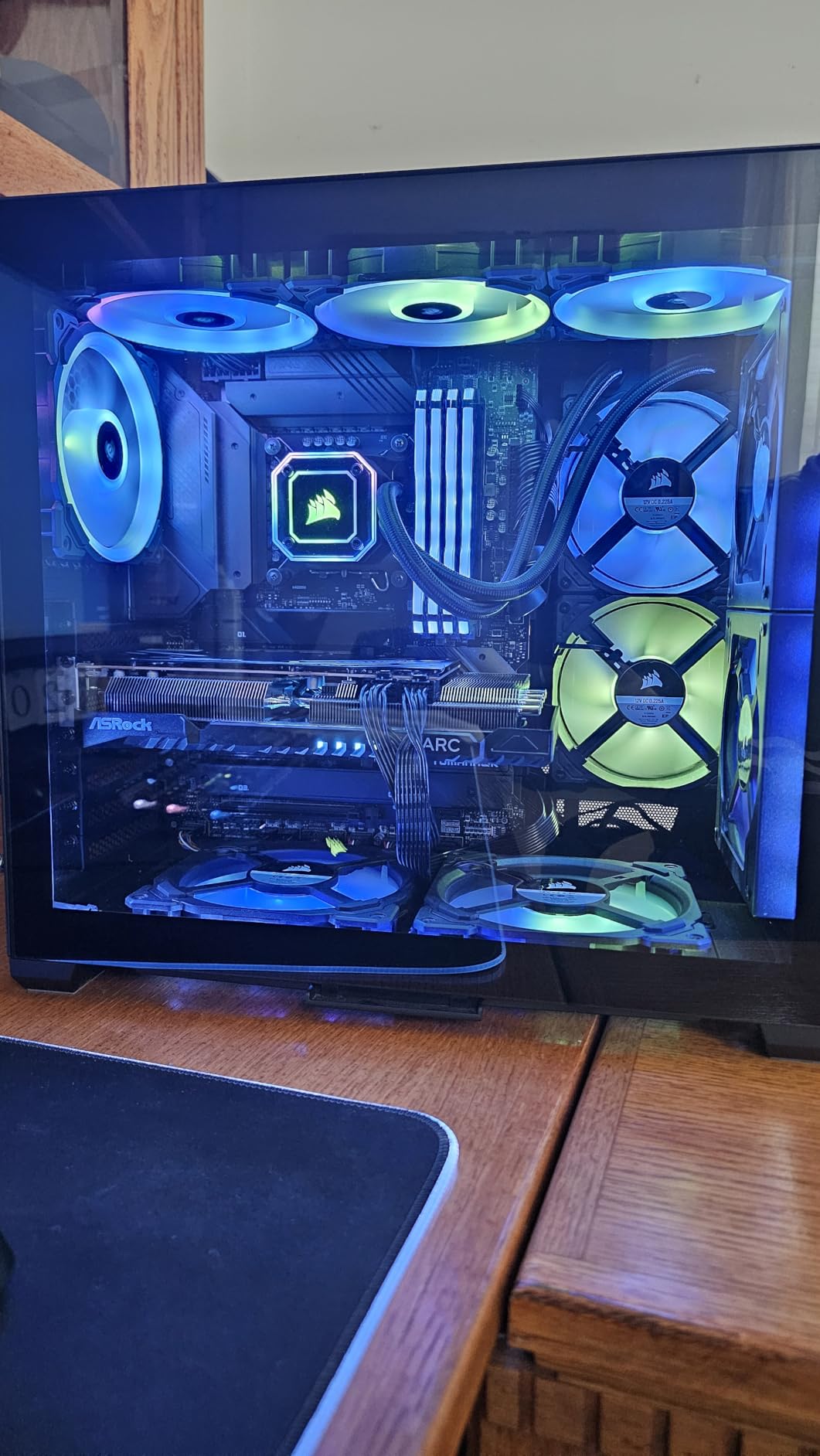 ASRock Intel Arc A750 Challenger SE 8GB OC 16 Gbps 256 bit GDDR6 7680 x 4320 Dual Fan 0dB Silent Cooling Video Graphics Card 650W customer photo 1