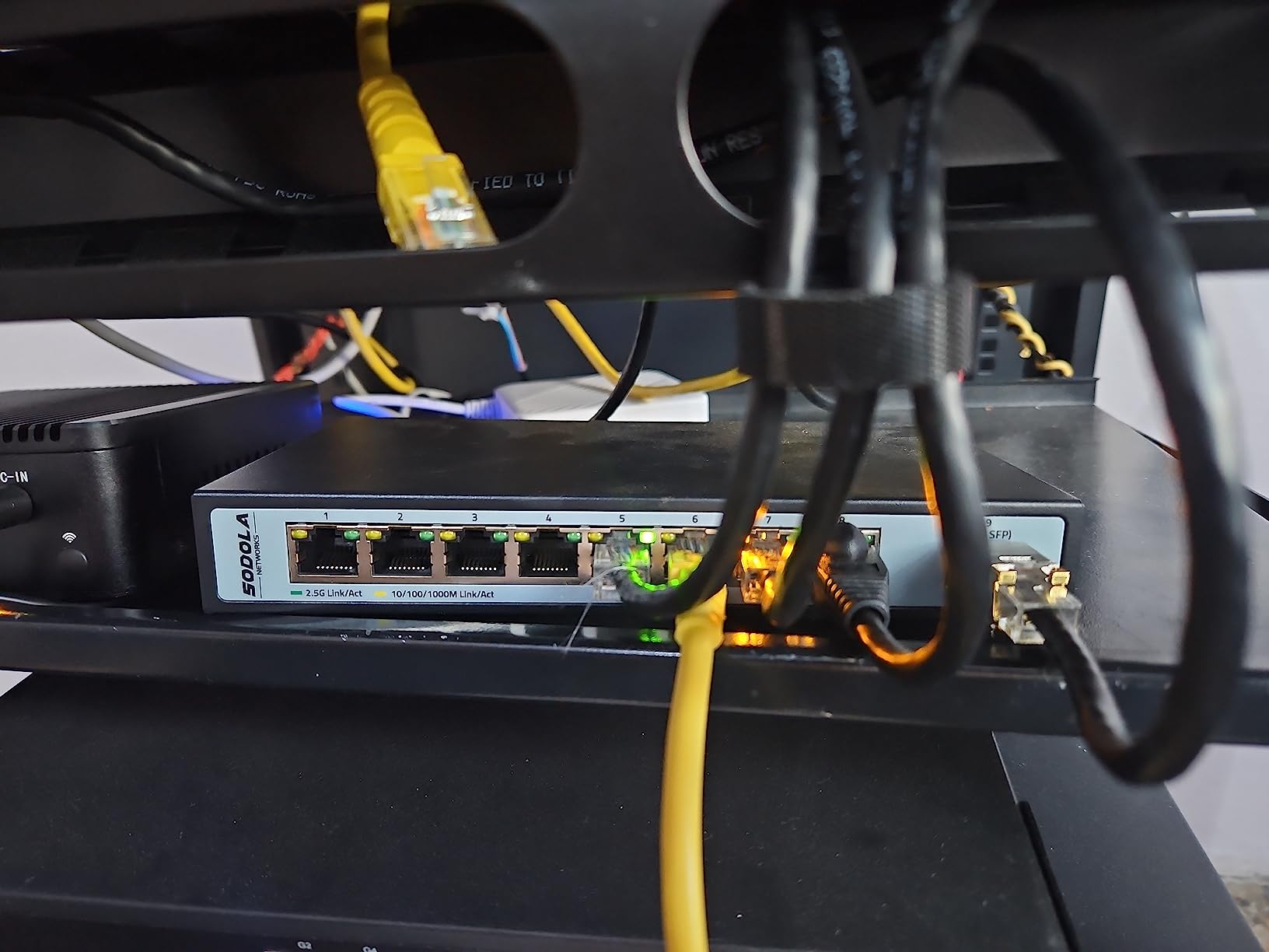 SODOLA 12 Port 10Gb Managed Switch, 8x10G SFP+&4x10G RJ-45 | Built-in Fan Cooling,1U Rack Mount, Web GUI for LACP/QoS/VLAN/SNMP 10G Multi-gig Network Switch customer photo 1