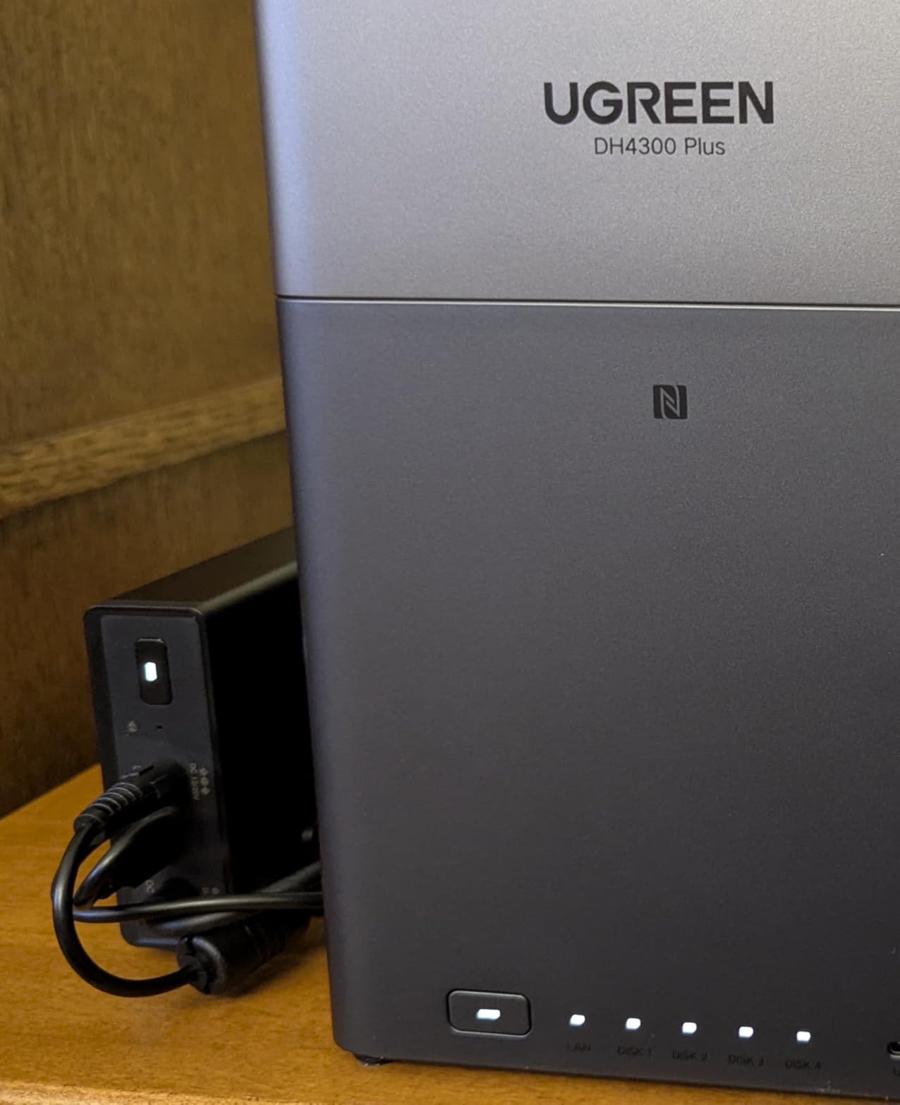 UGREEN NAS UPS US3000, 120W DC and 12000mAh Battery Backup customer photo 2