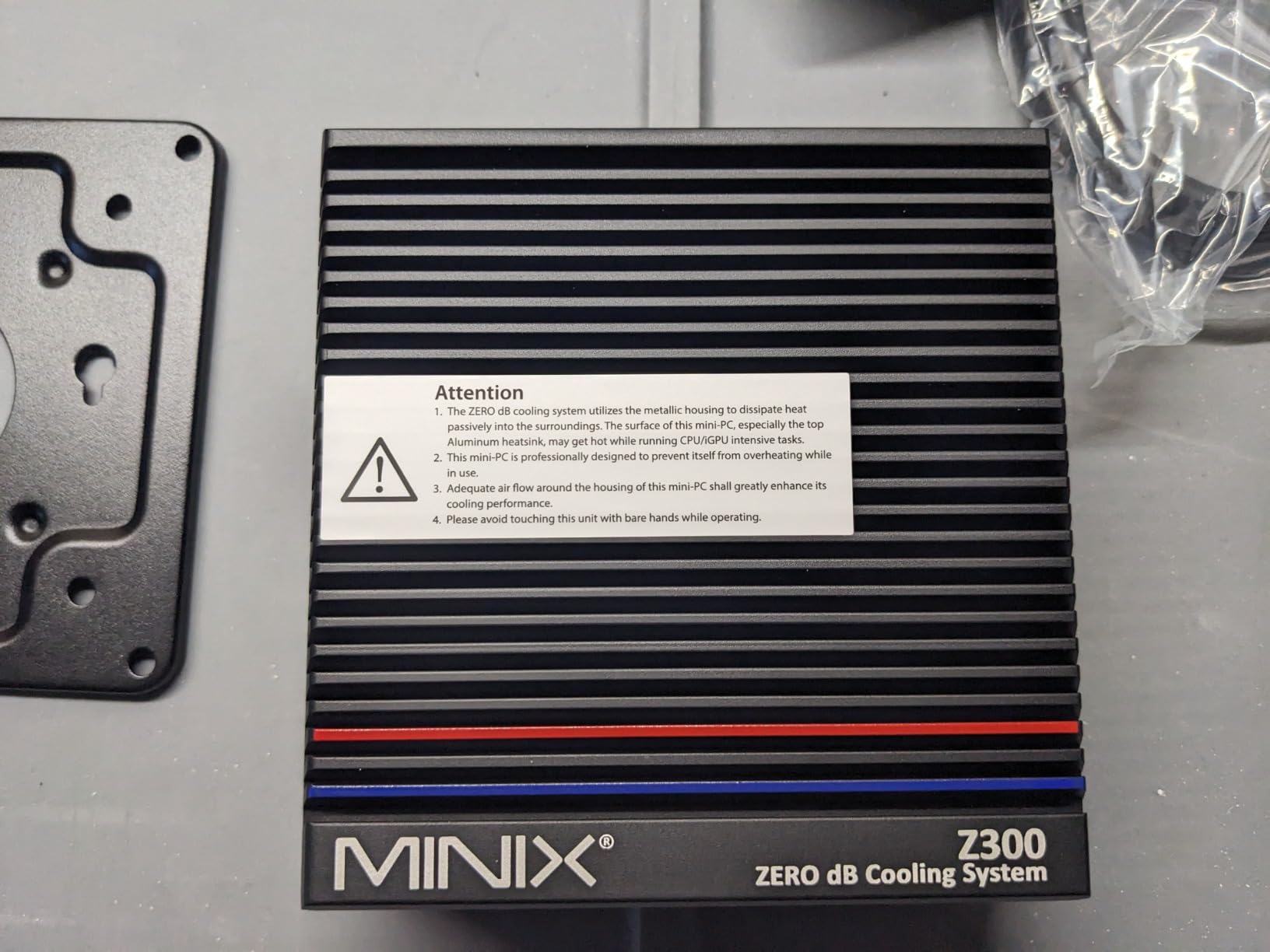 MINIX NEO Z300-0dB Fanless Mini PC Intel i3-N300, 16GB DDR4 512GB PCIe SSD, 4K@60Hz Dual Display, 2.5G LAN, Vesa Mount, HDMI, USB-C customer photo 2