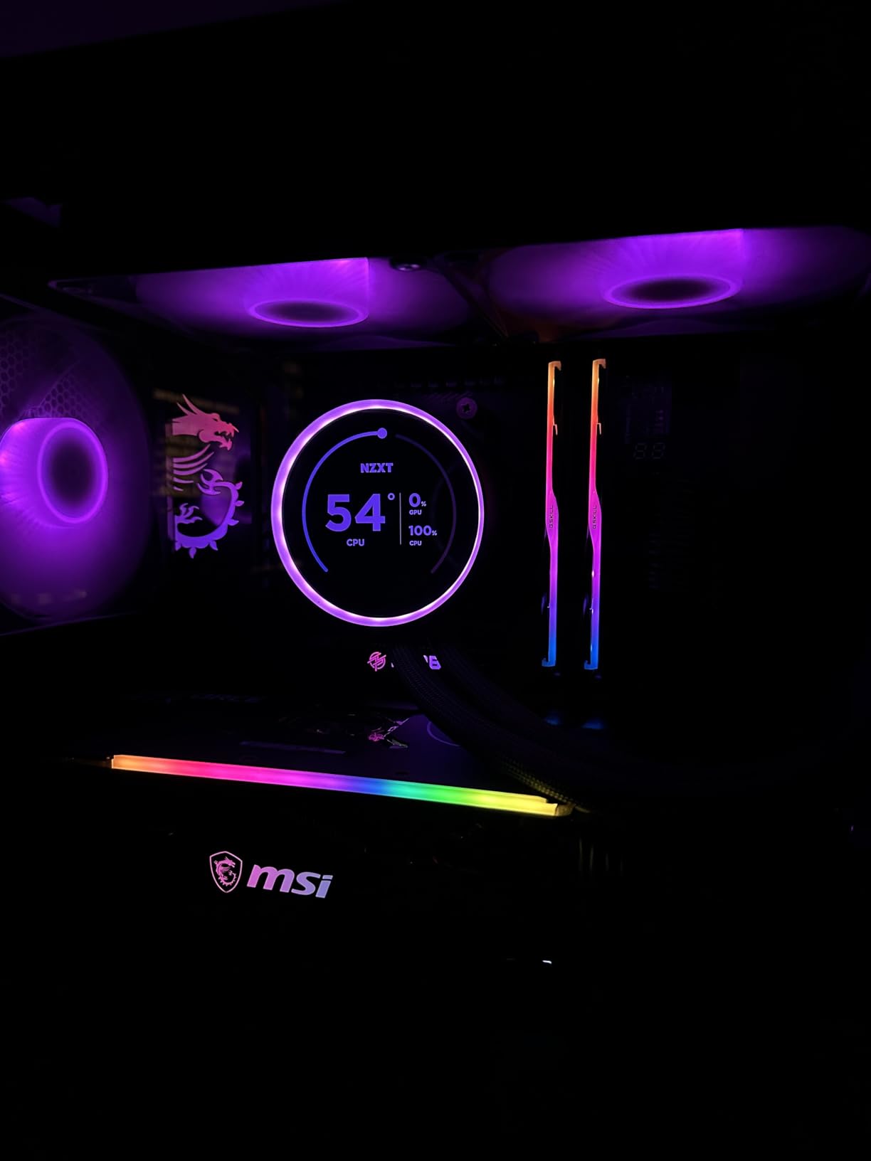 MSI MPG X870E Carbon WiFi Gaming Motherboard (AMD Ryzen 9000/8000/7000 Series Processors, AM5, DDR5, PCIe 5.0, M.2 Gen5, SATA 6Gb/s, USB 40Gbps, HDMI, Wi-Fi 7, Bluetooth 5.4, 5Gbps LAN, ATX) customer photo 1