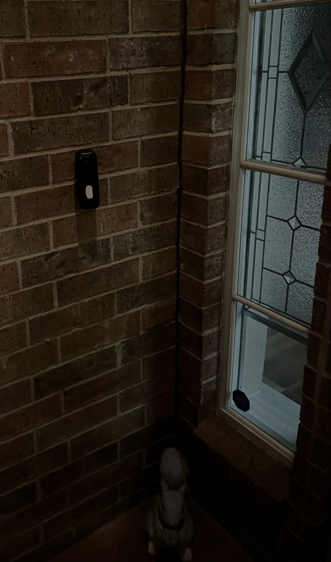 Blink Video Doorbell – Head-to-toe HD view, two-year battery life, and simple setup. Sync Module Core included – System (Black) customer photo 1