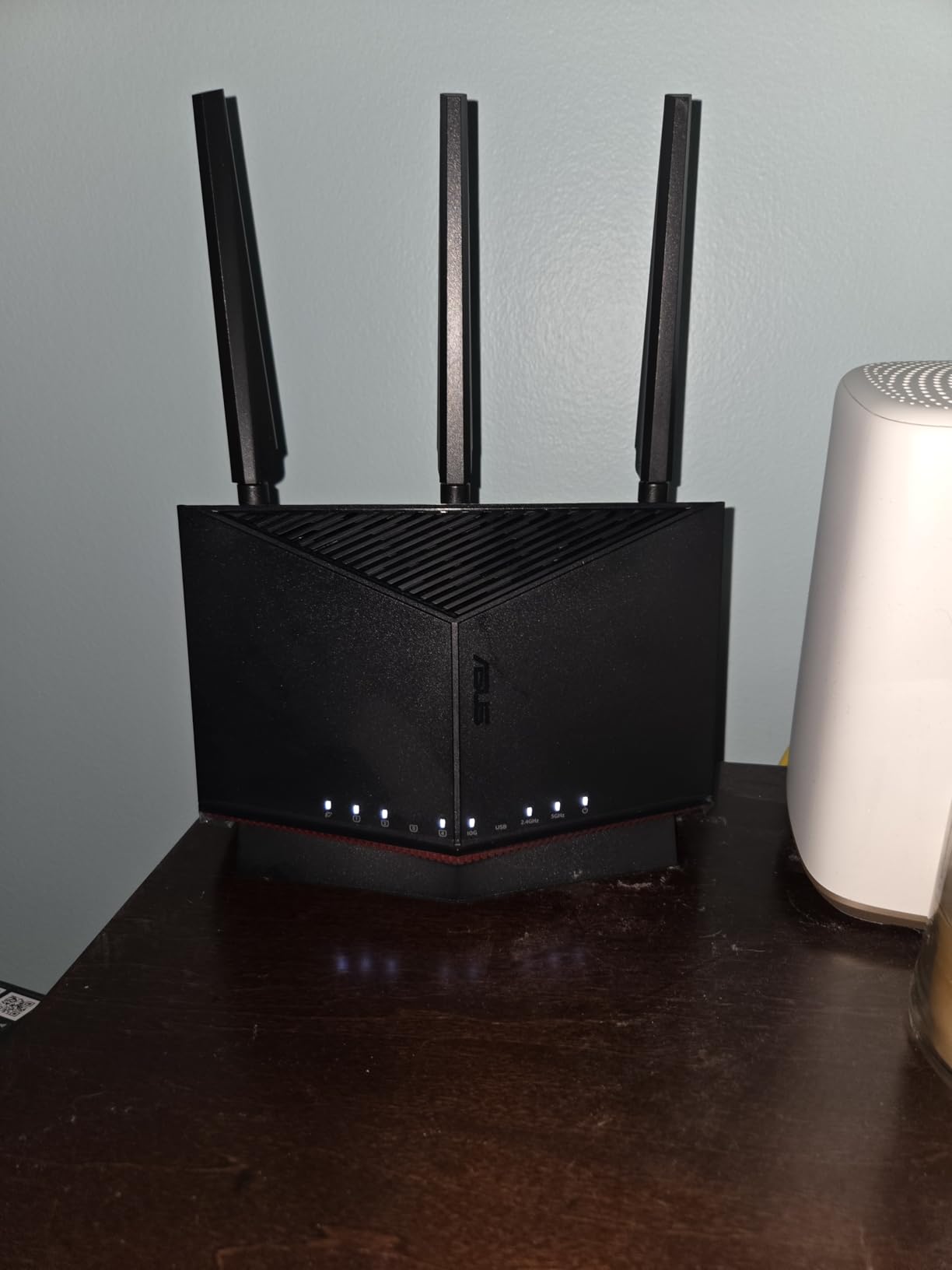 ASUS RT-BE86U WiFi 7 Gaming Router, 10G WAN, 6.8 Gbps, Mesh VPN Compatible customer photo 1